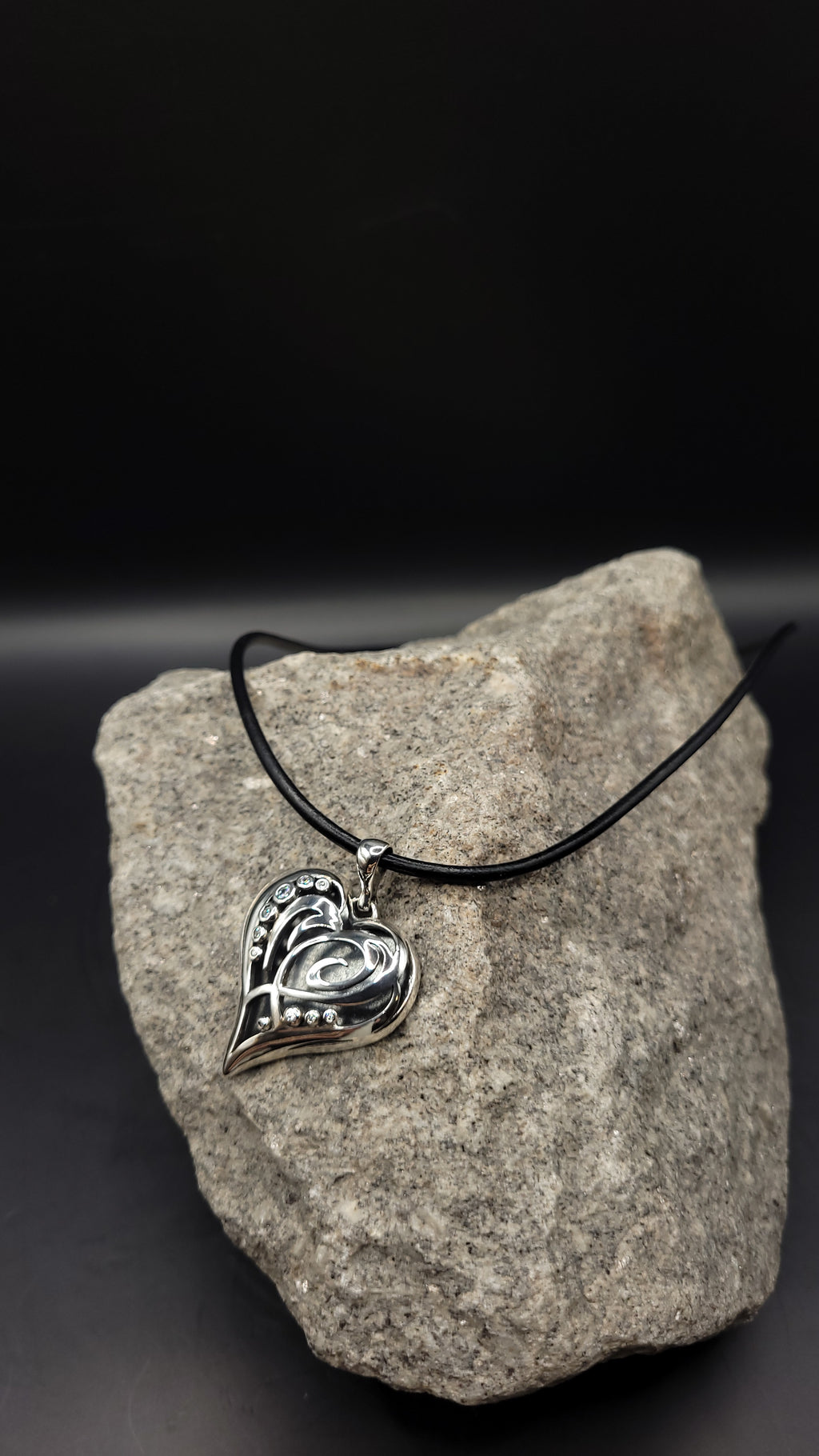 Anhänger "Love Power" · 925 Sterling Silber · weiße Zirkonia