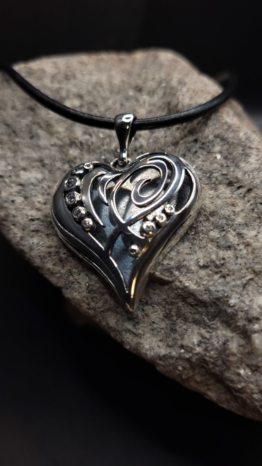 Anhänger "Love Power" · 925 Sterling Silber · weiße Zirkonia