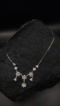 Collier "Blütenzauber" · 925 Sterling Silber · weiße Zirkonia· Florales Design