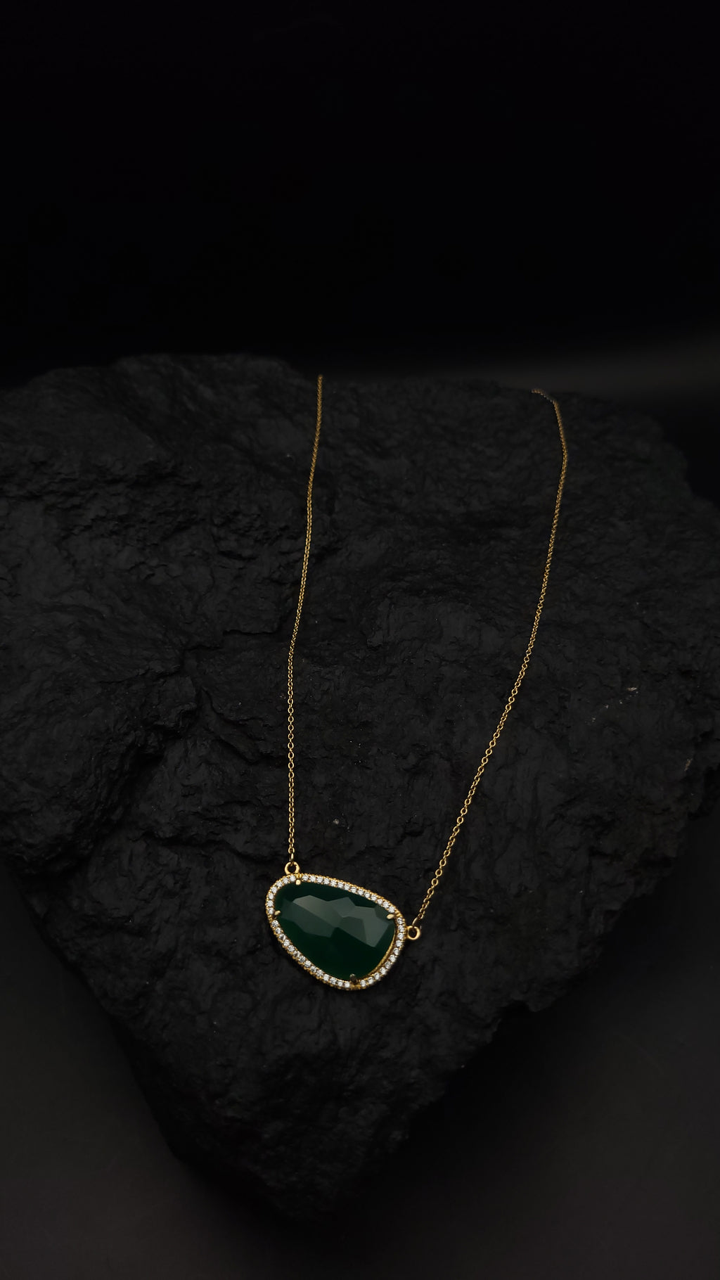 Halskette "grünes Auge" · 925 Sterling Silber · Gelbgold vergoldet