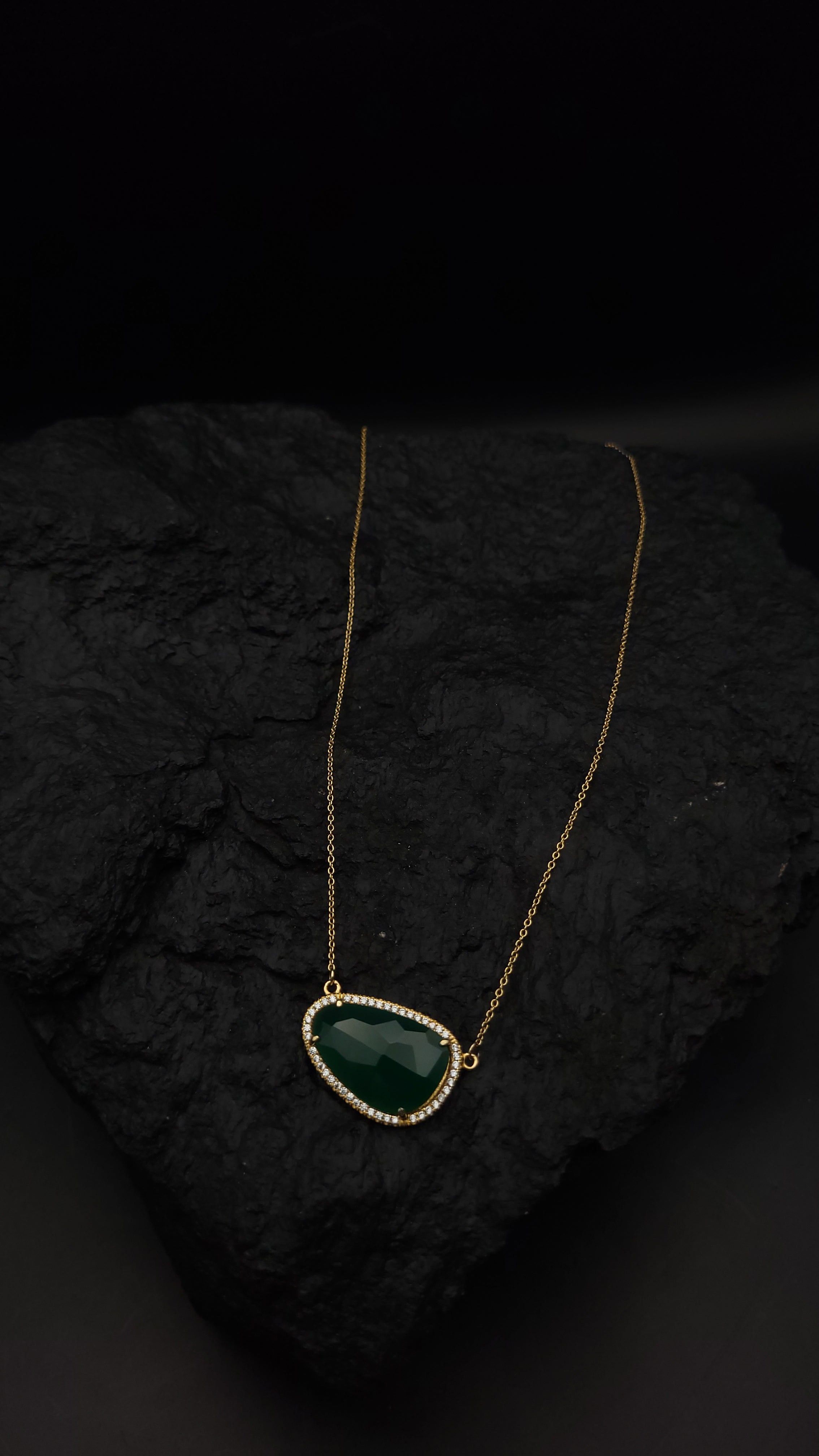 Halskette "grünes Auge" · 925 Sterling Silber · Gelbgold vergoldet