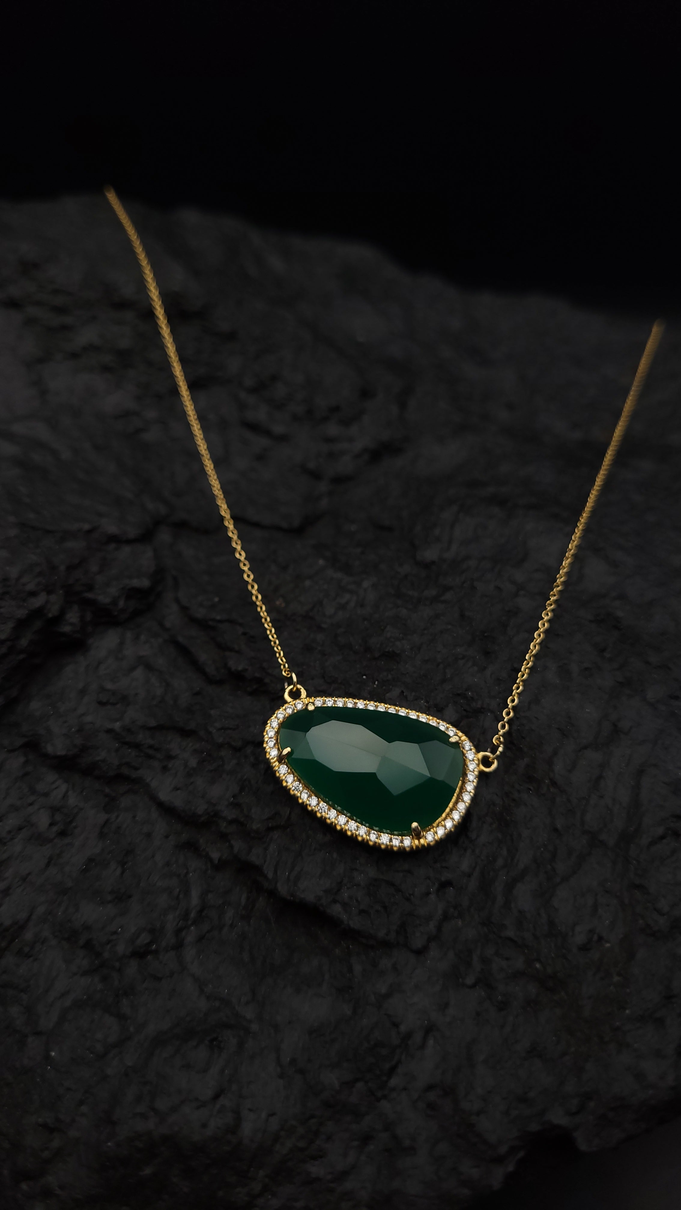 Halskette "grünes Auge" · 925 Sterling Silber · Gelbgold vergoldet