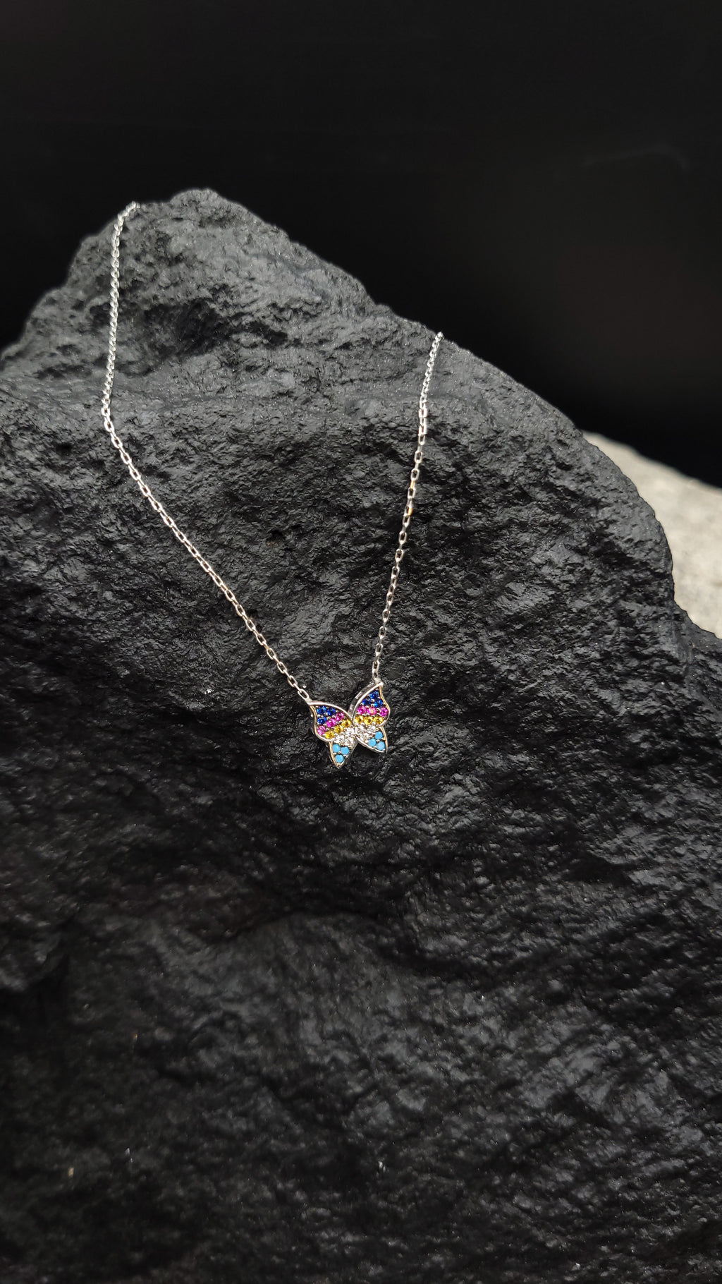 Collier "bunter Schmetterling" · 925 Sterling Silber · Edelsteine · Saphir, Türkis, Rubin, Citrin