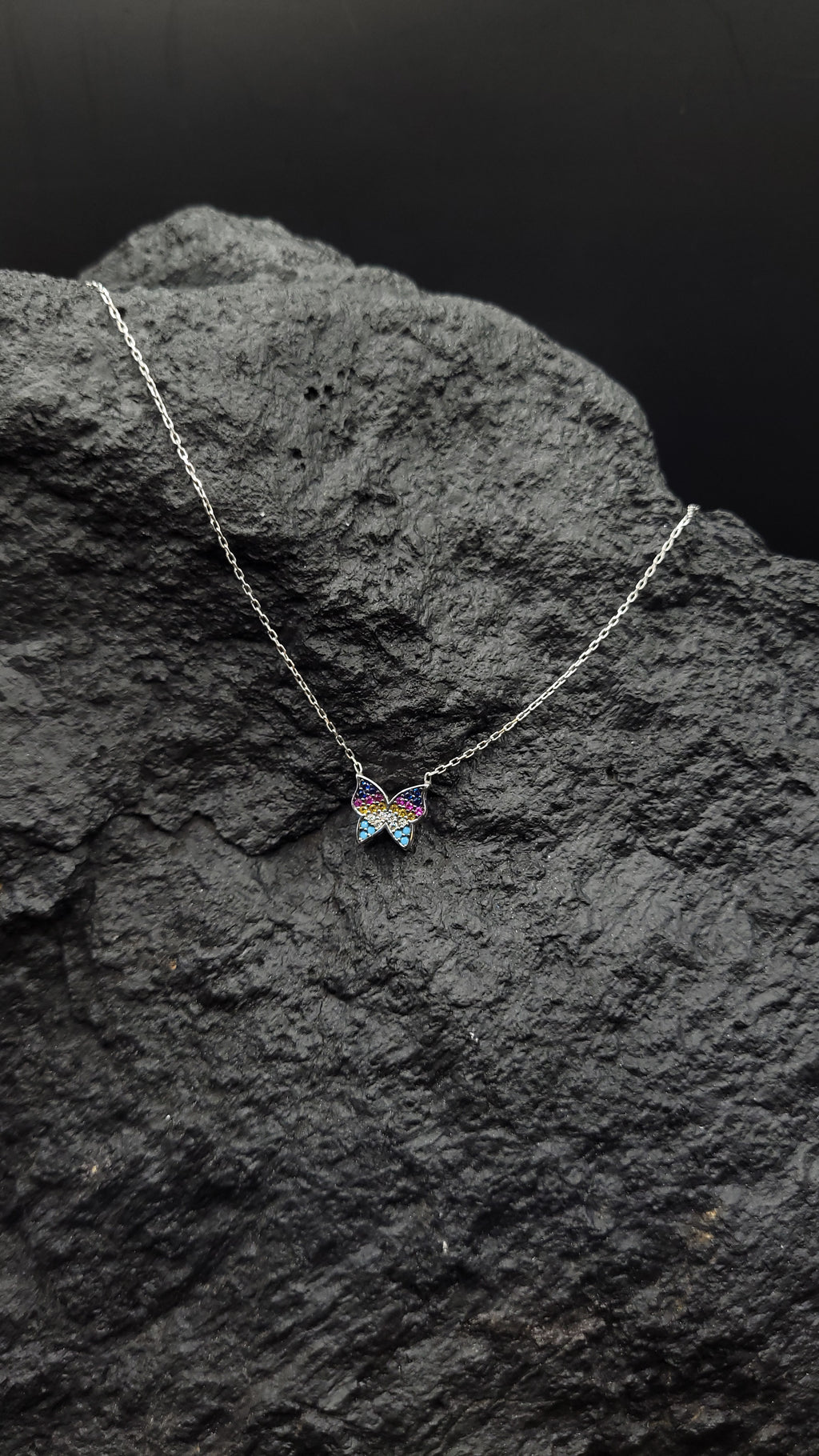 Collier "bunter Schmetterling" · 925 Sterling Silber · Edelsteine · Saphir, Türkis, Rubin, Citrin