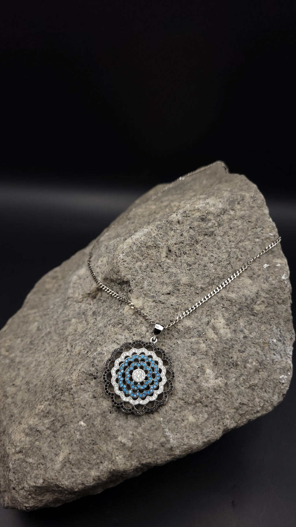 Collier "Flower" · 925 Sterling Silber · Edelsteine: Onyx, Türkis