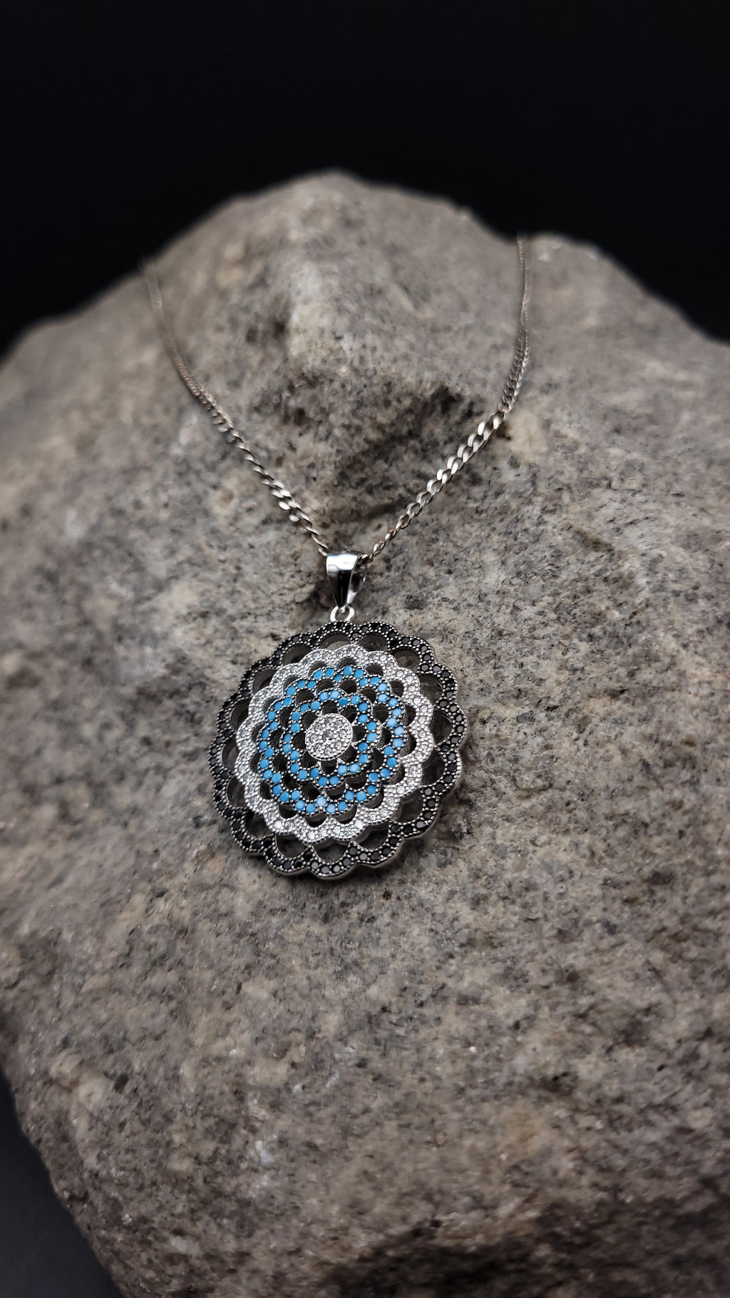 Collier "Flower" · 925 Sterling Silber · Edelsteine: Onyx, Türkis