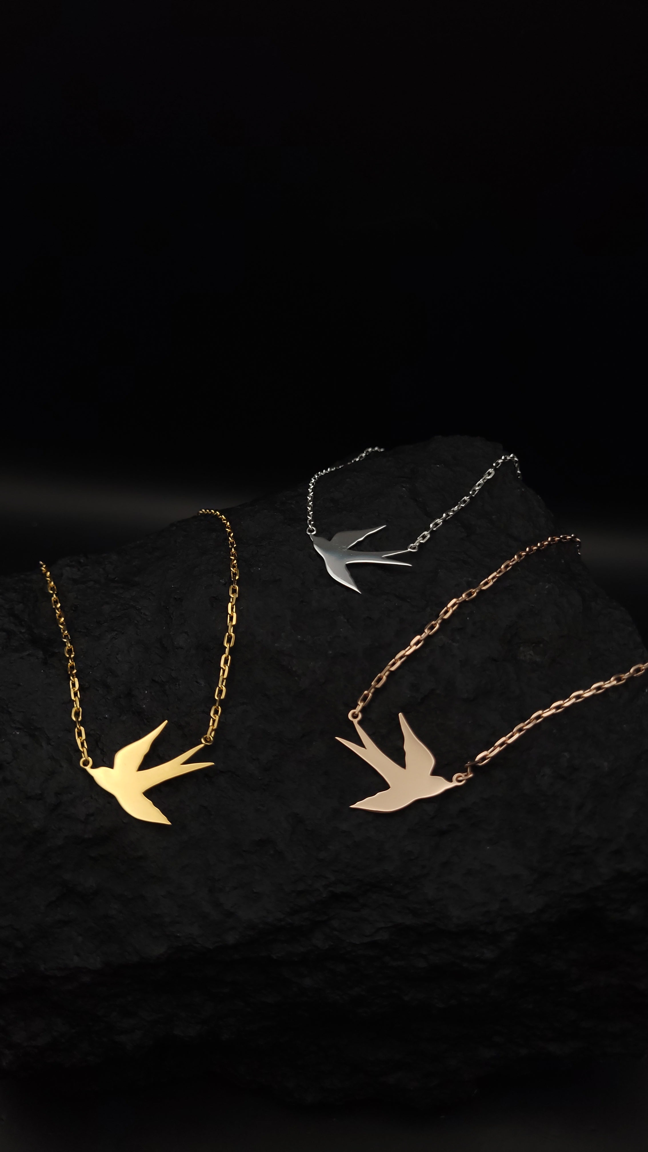 Collier "Schwalbenflug" · 925 Sterling Silber · personalisierbar · Krafttier