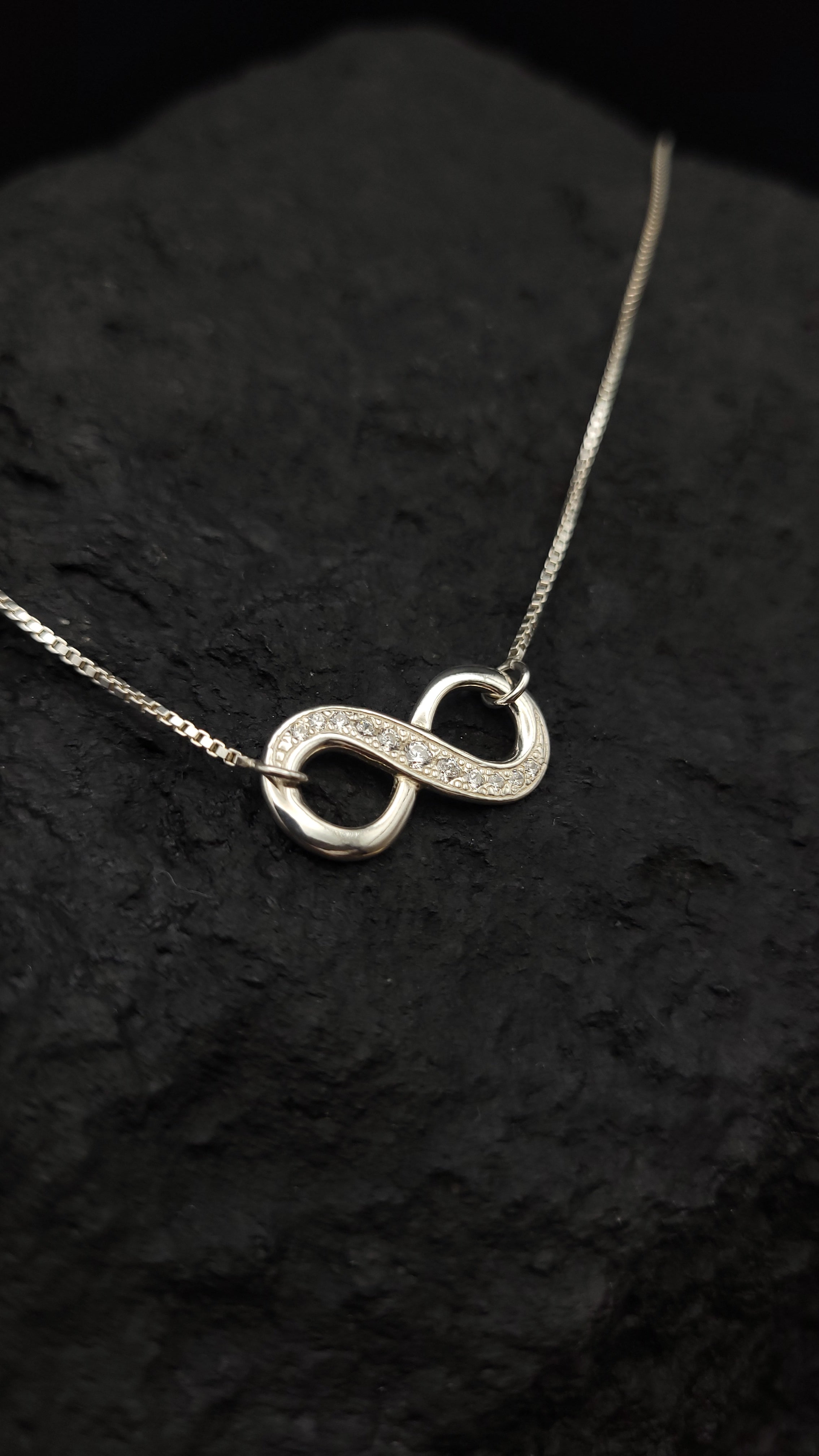 Collier "Unendlichkeit" · 925 Sterling Silber · Symbolik · Infinity