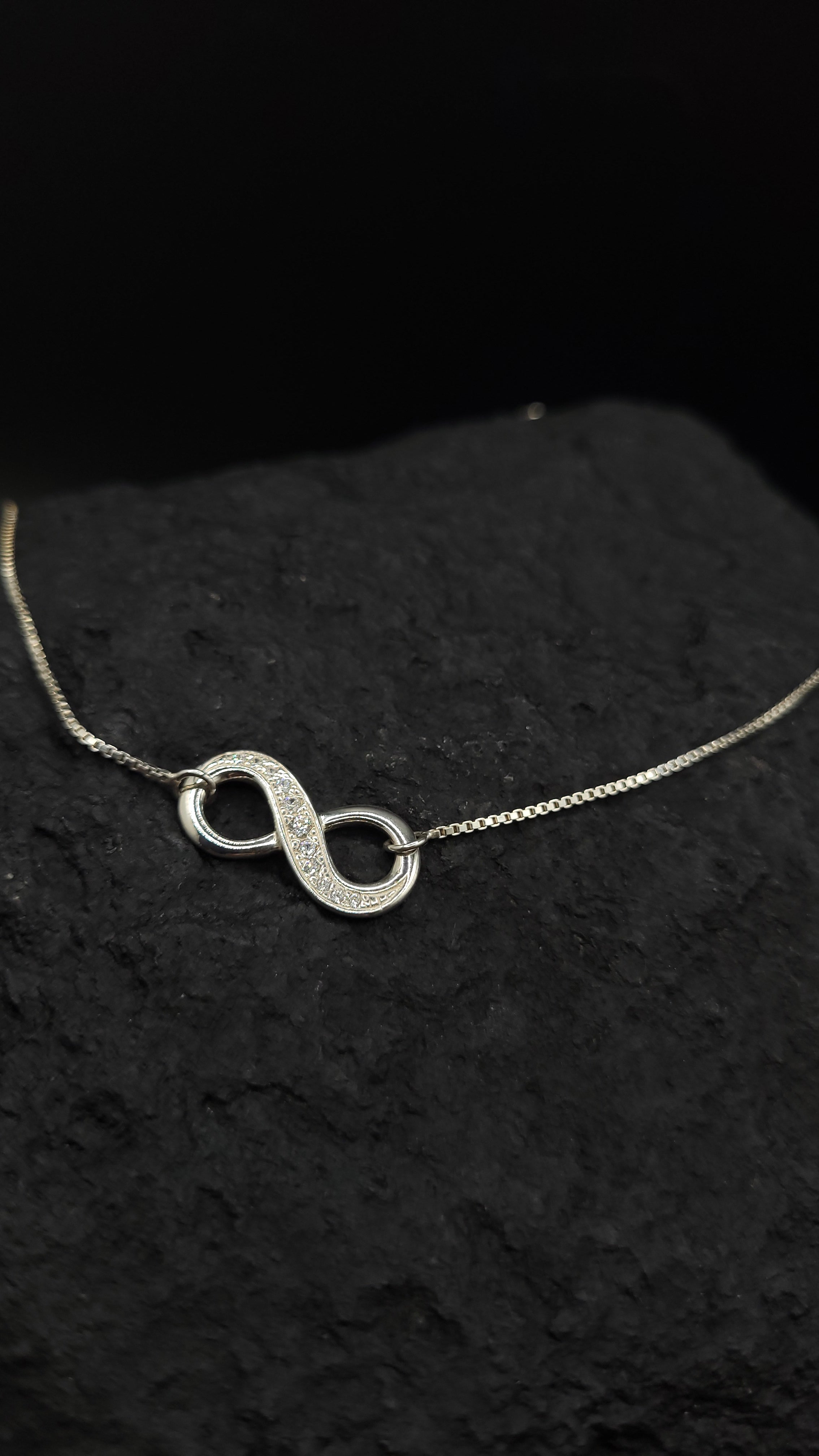 Collier "Unendlichkeit" · 925 Sterling Silber · Symbolik · Infinity
