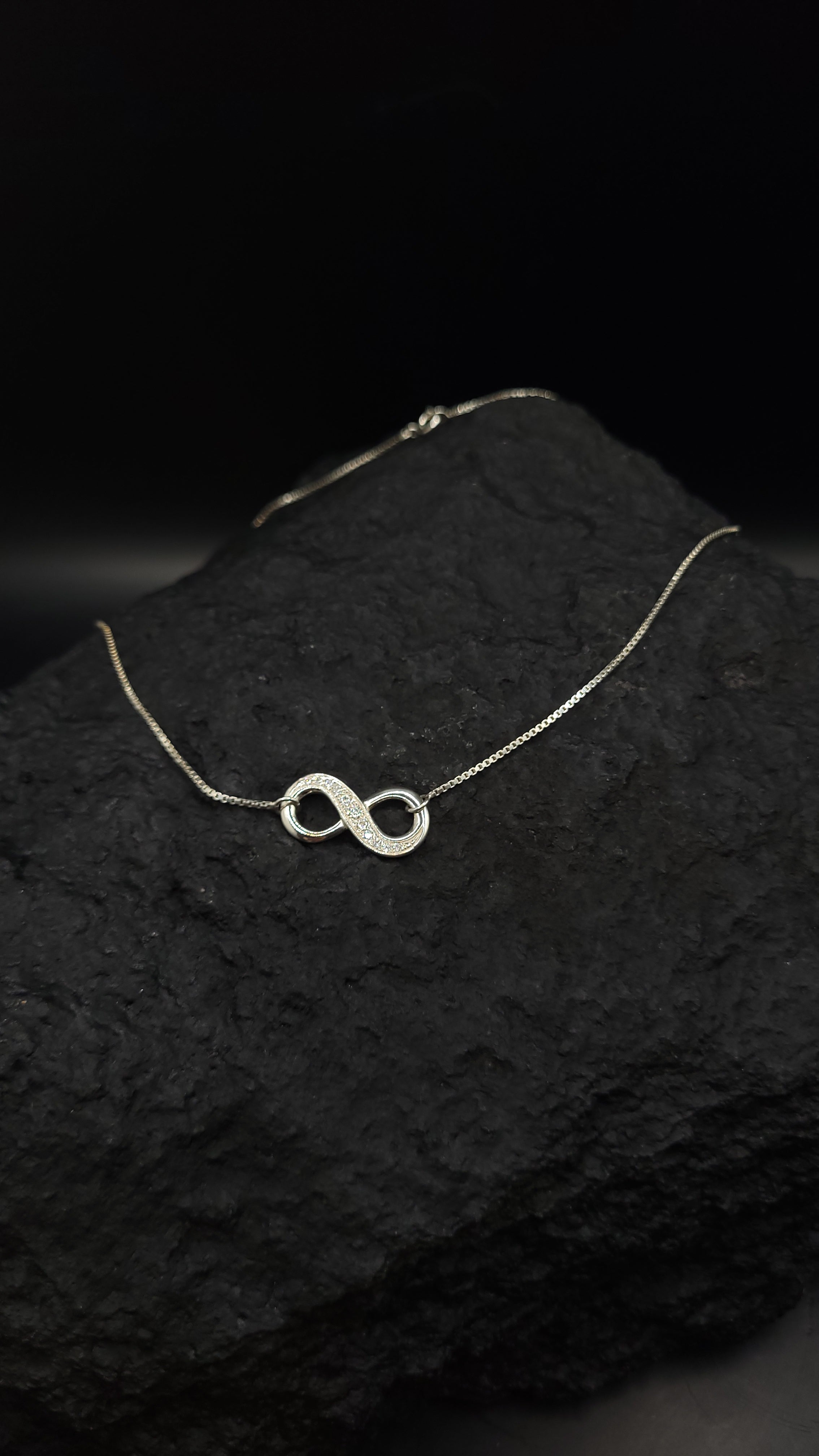 Collier "Unendlichkeit" · 925 Sterling Silber · Symbolik · Infinity