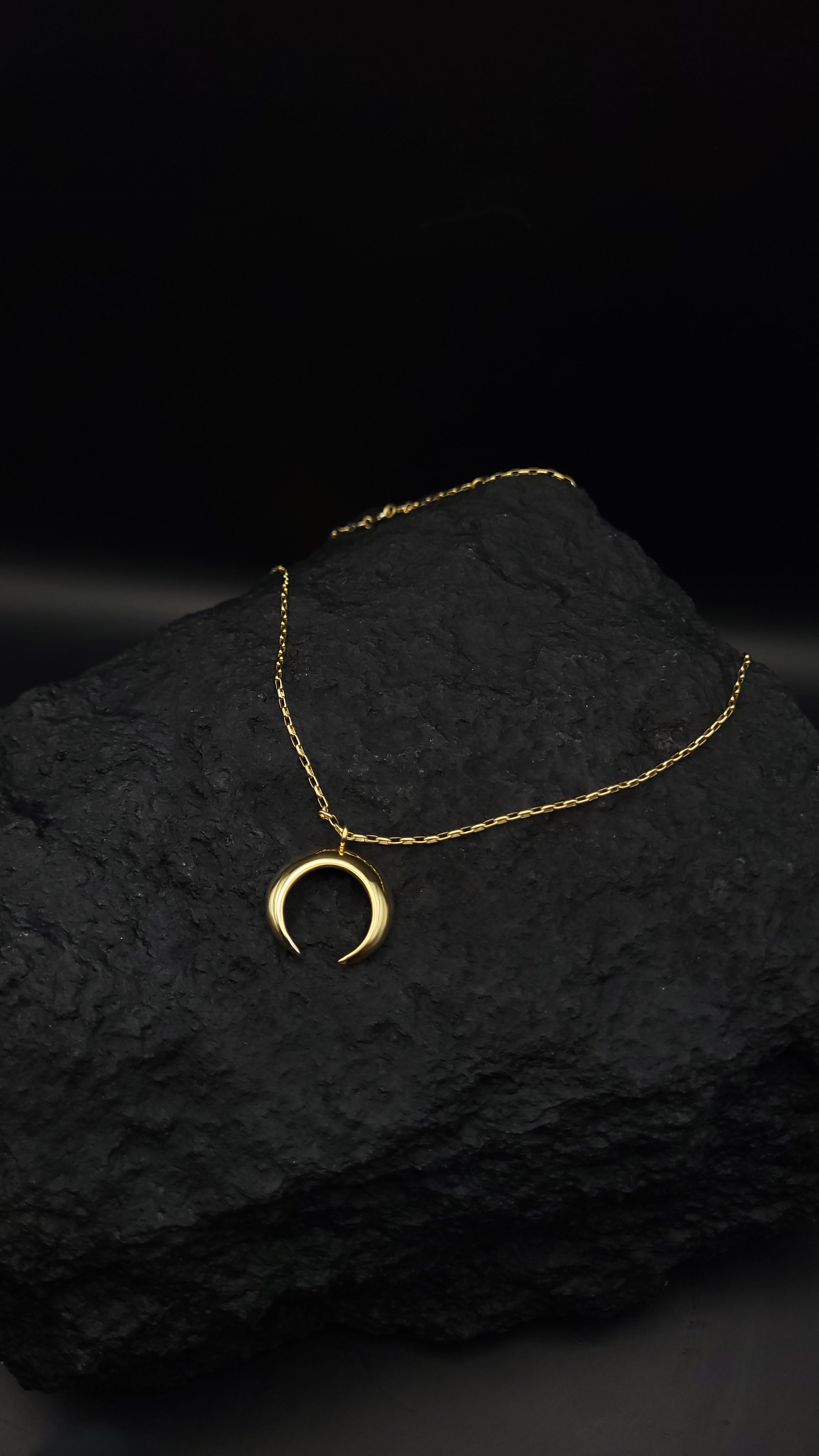 Collier "Luna" · 925 Sterling Silber · Sichelmond · Symbolik
