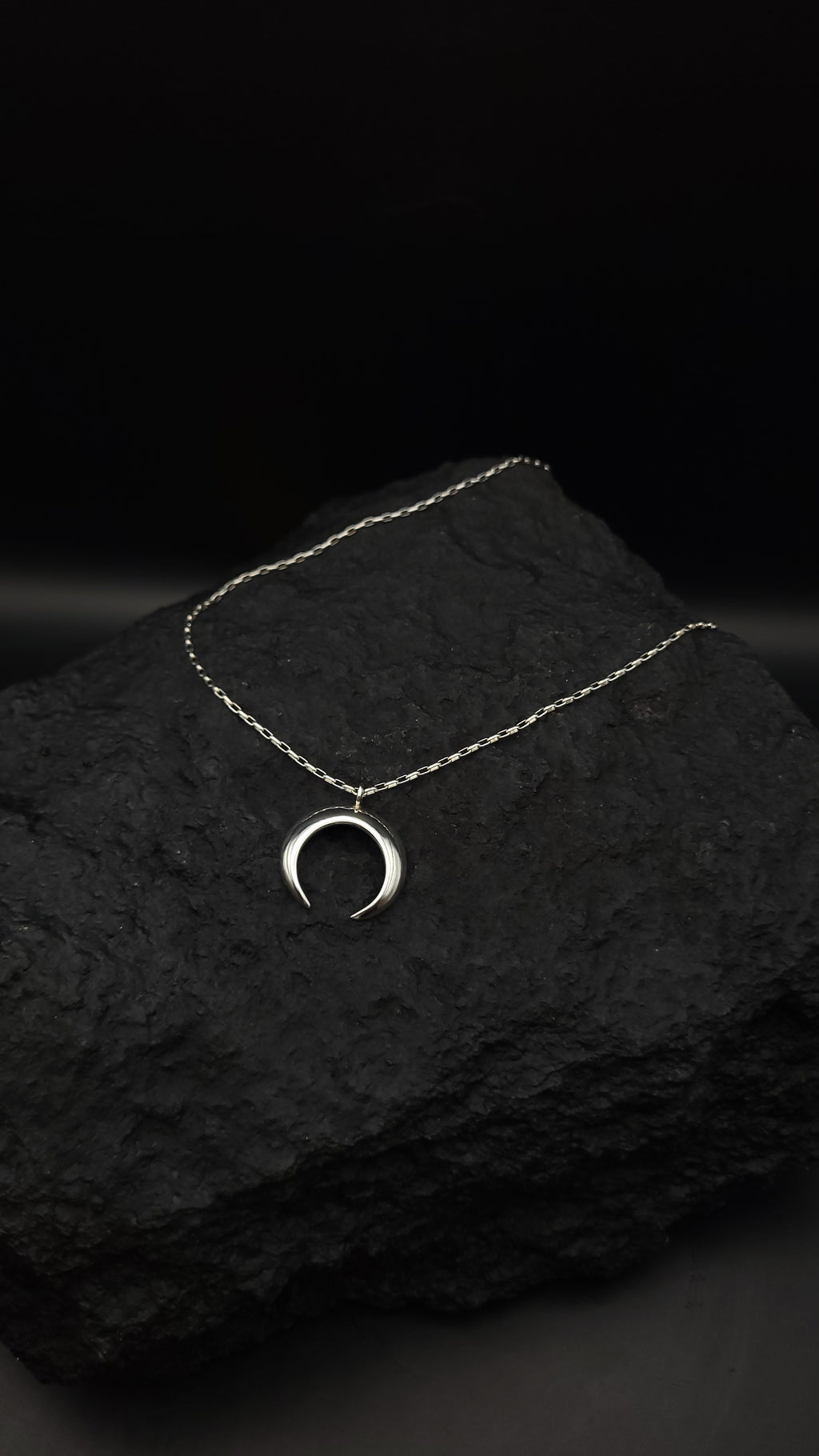 Collier "Luna" · 925 Sterling Silber · Sichelmond · Symbolik