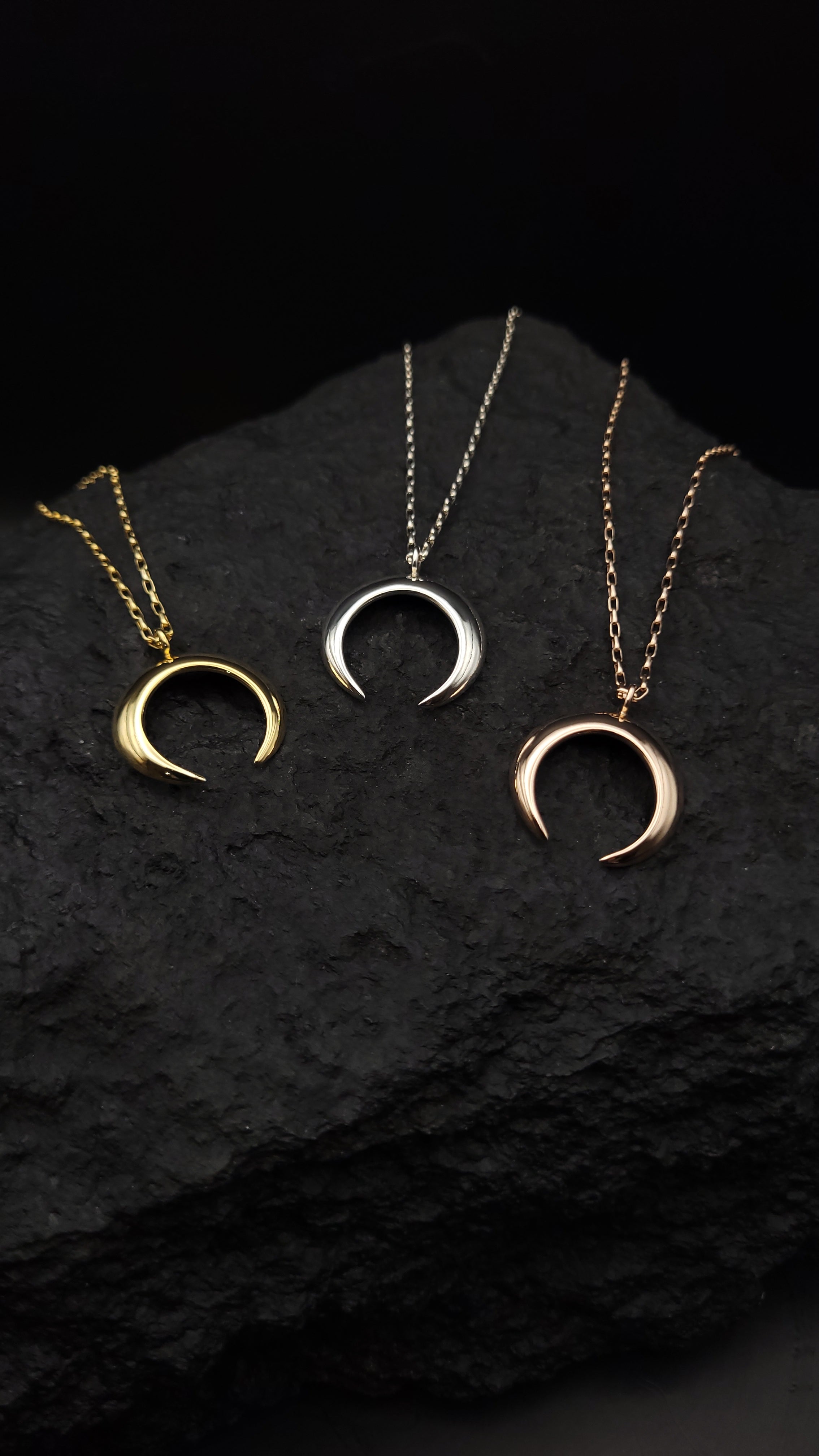 Collier "Luna" · 925 Sterling Silber · Sichelmond · Symbolik