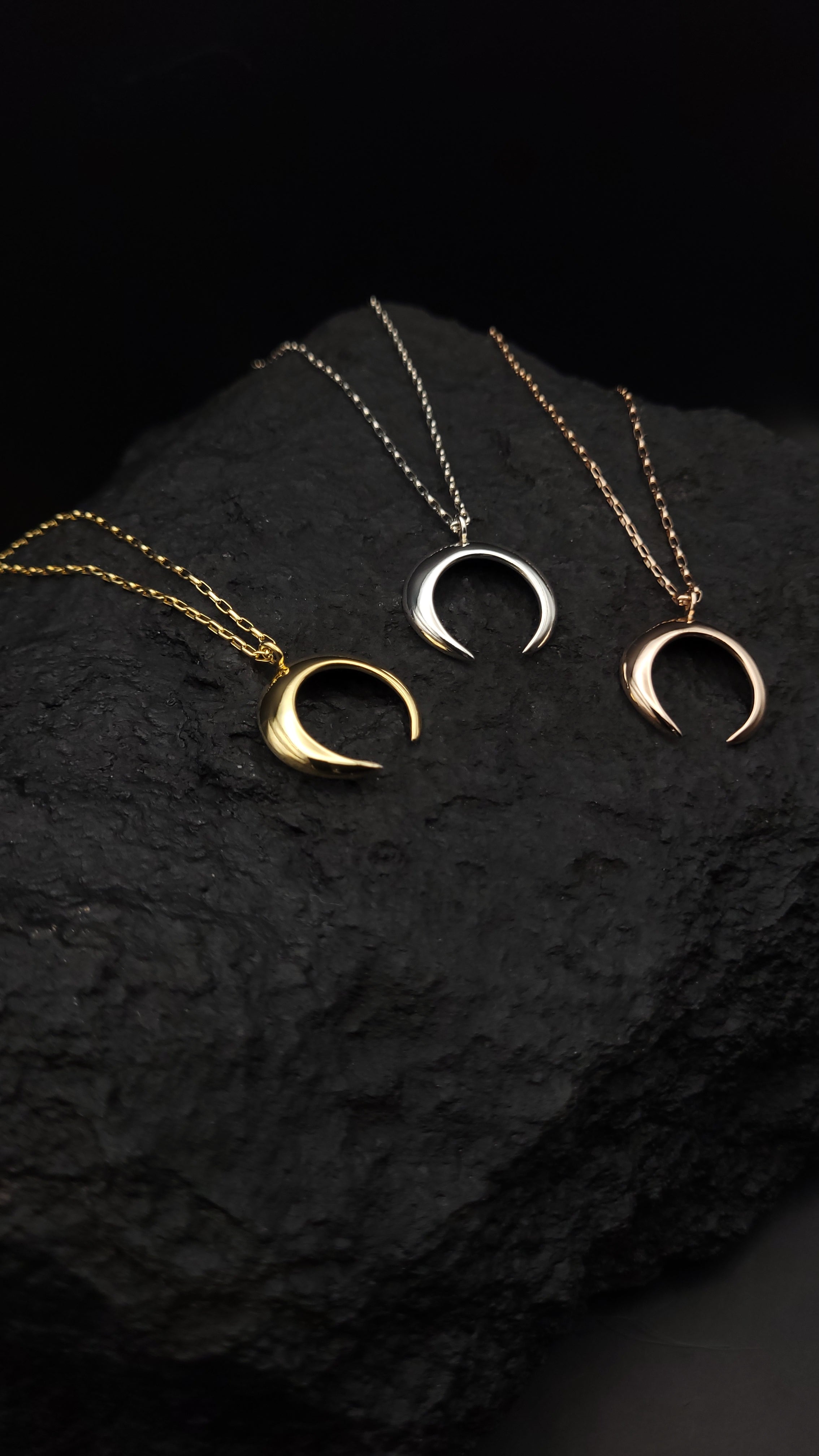 Collier "Luna" · 925 Sterling Silber · Sichelmond · Symbolik