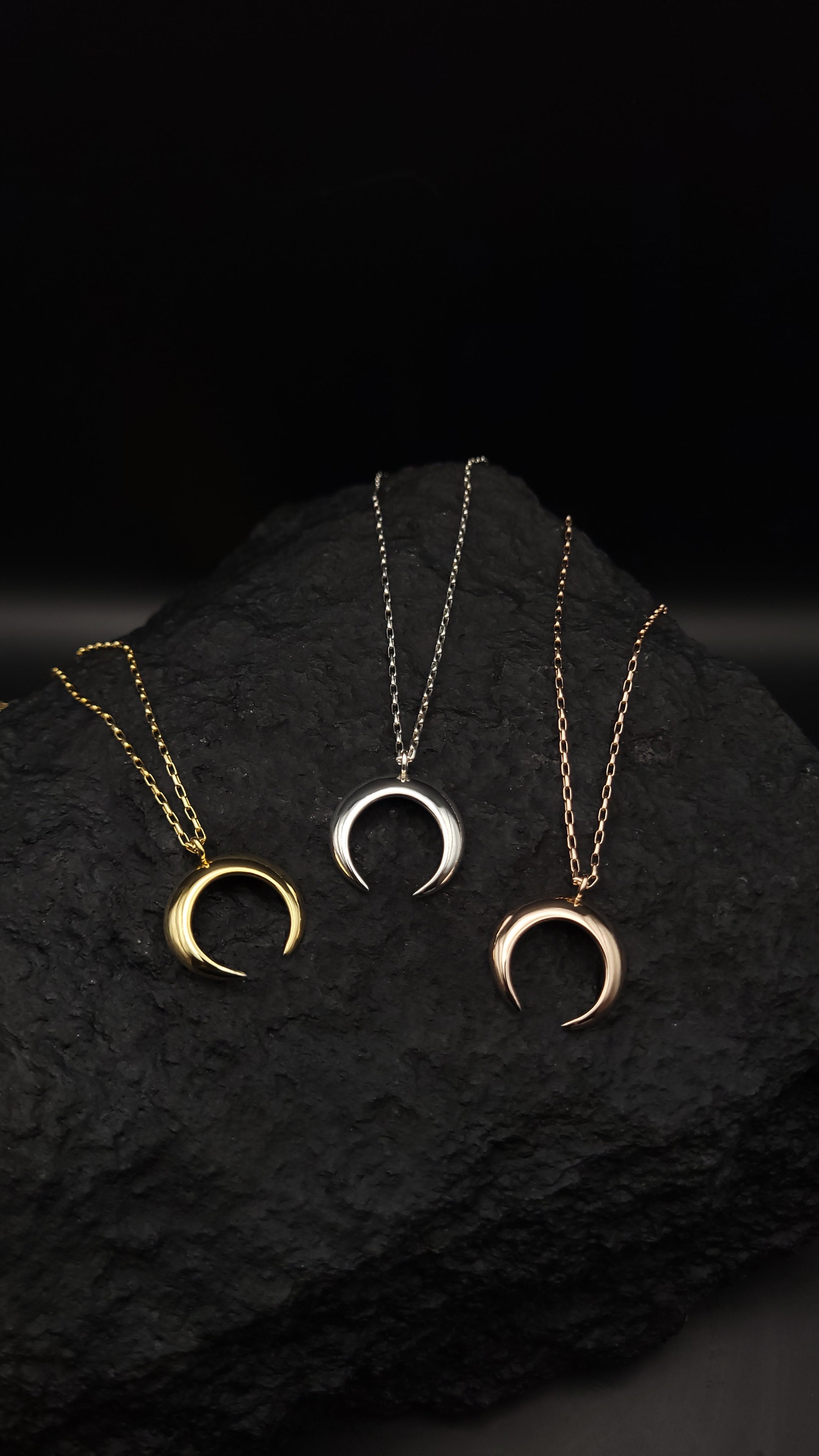 Collier "Luna" · 925 Sterling Silber · Sichelmond · Symbolik