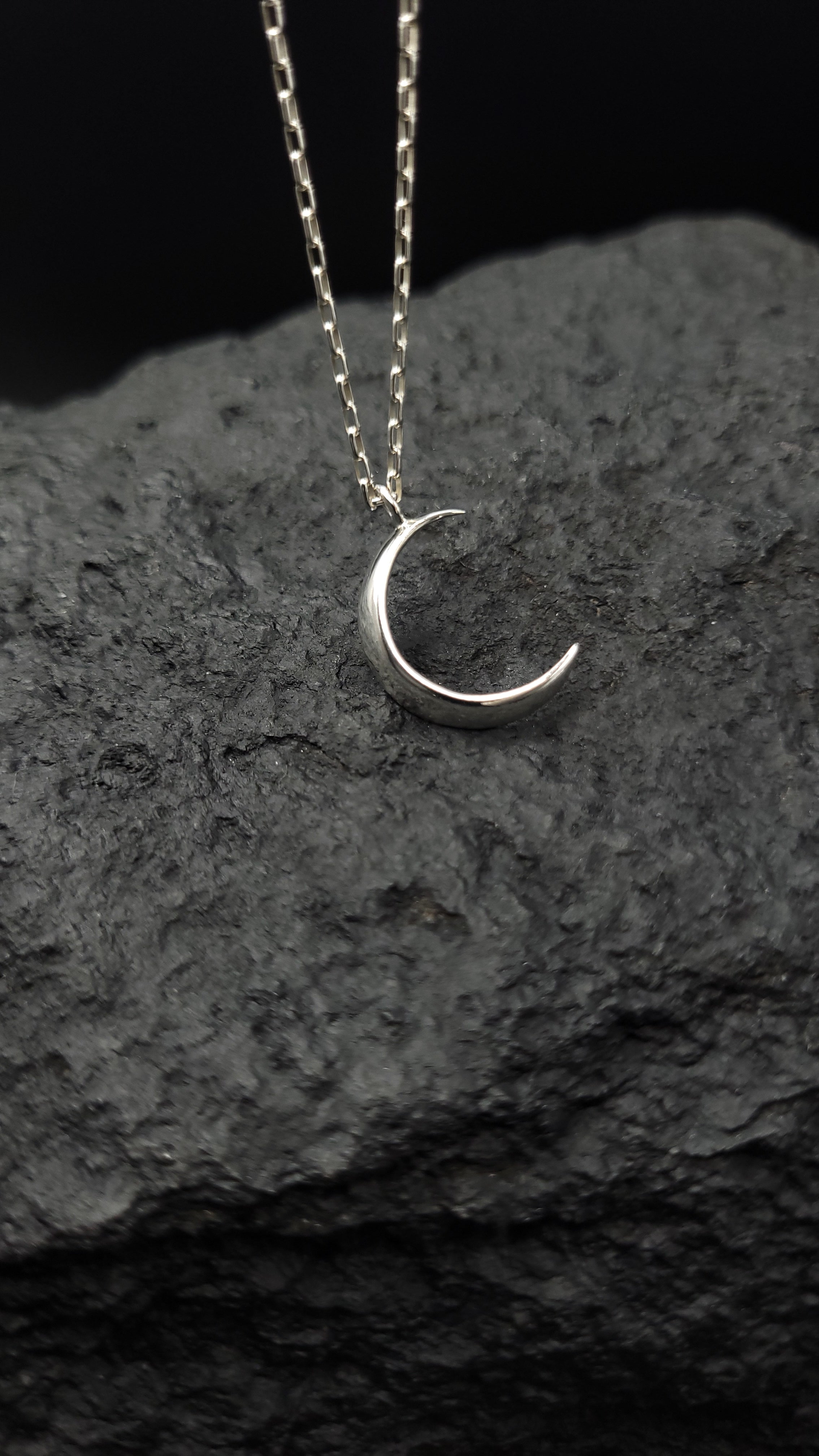 Collier "Luna" · 925 Sterling Silber · Sichelmond · Symbolik