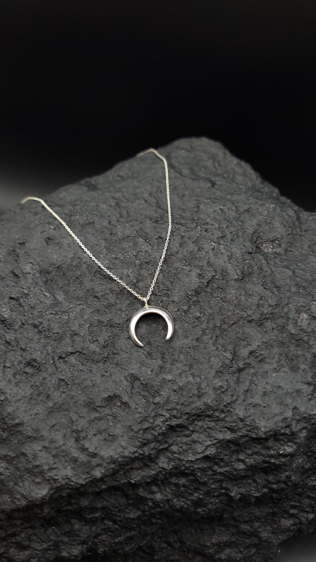 kl. Kollektion "Luna" · 925 Sterling Silber · Sichelmond · Symbolik