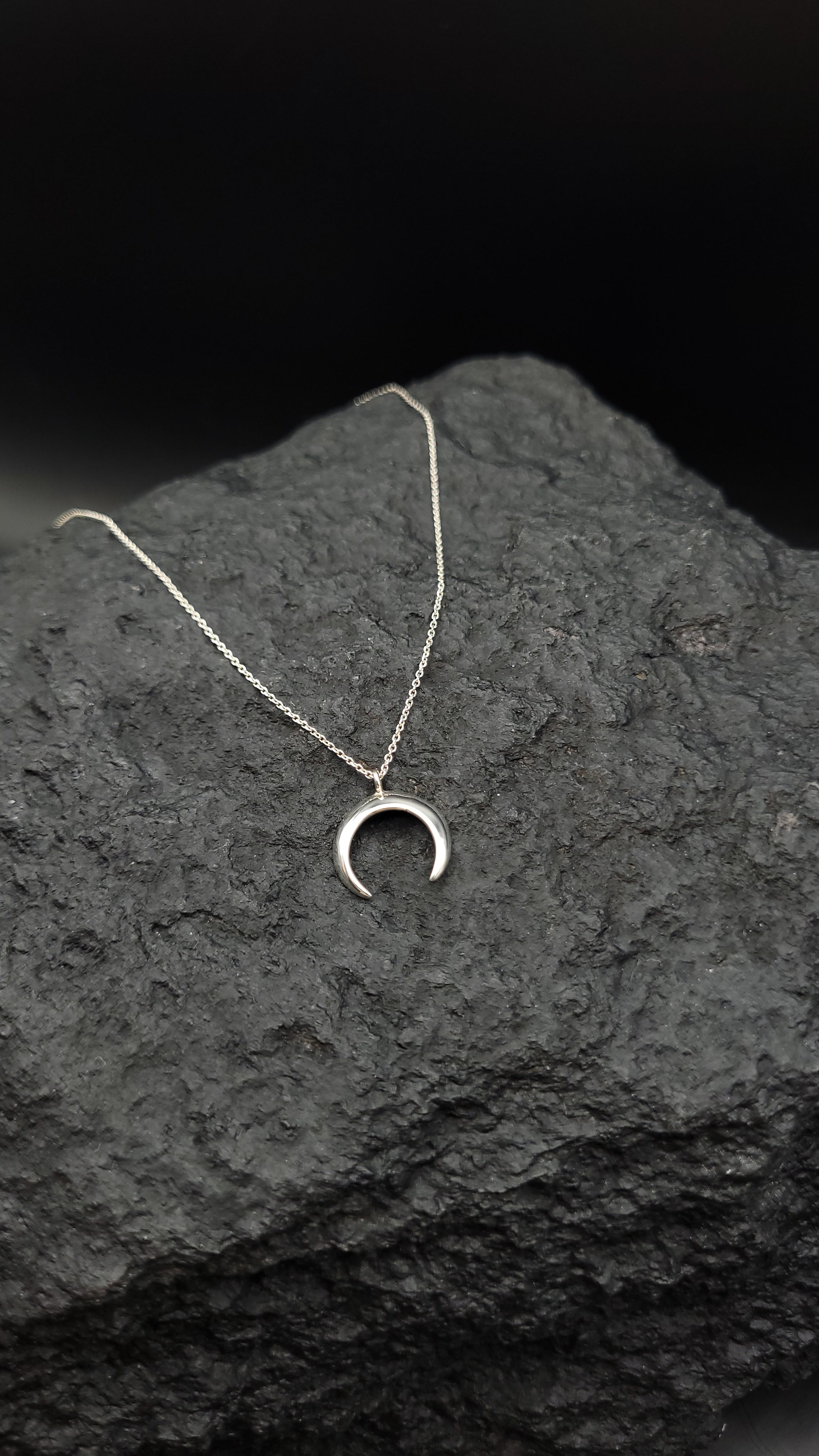 kl. Kollektion "Luna" · 925 Sterling Silber · Sichelmond · Symbolik
