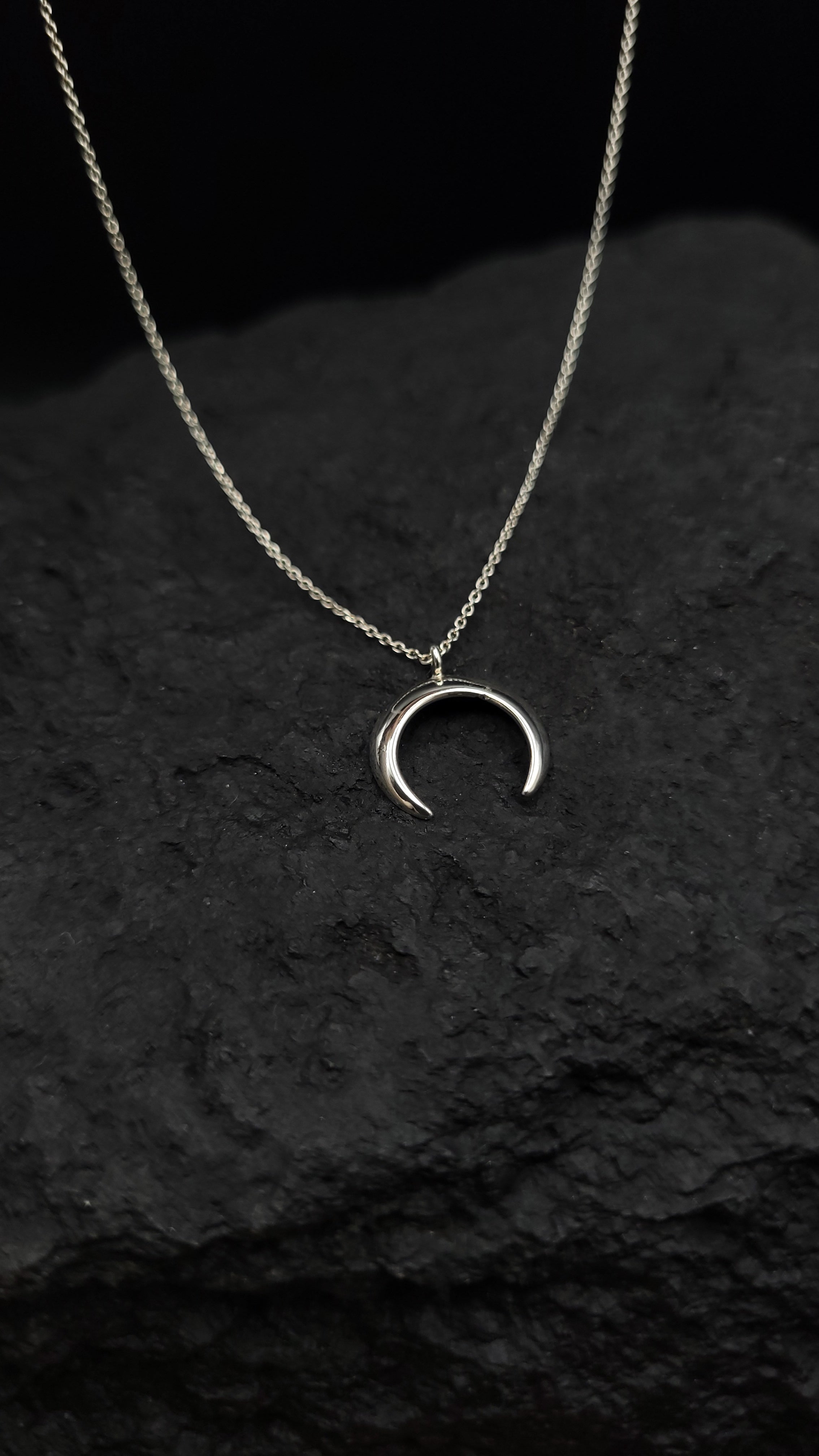 kl. Kollektion "Luna" · 925 Sterling Silber · Sichelmond · Symbolik
