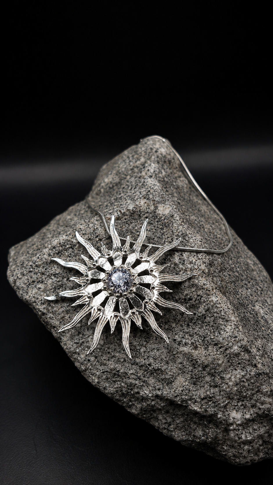 Anhänger "Sonnenfeuer" · 925 Sterling Silber · Zirkonia