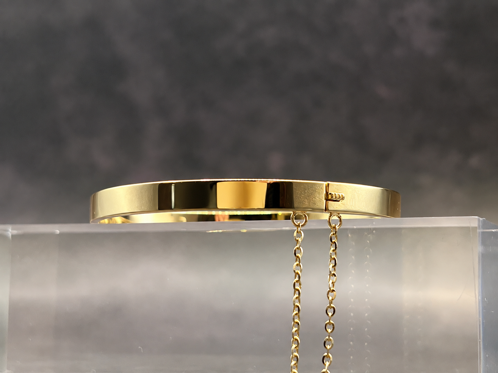 Goldene Eleganz · 585 Gold Armreif / Armspange · massiv · Gelbgold · 14 Karat