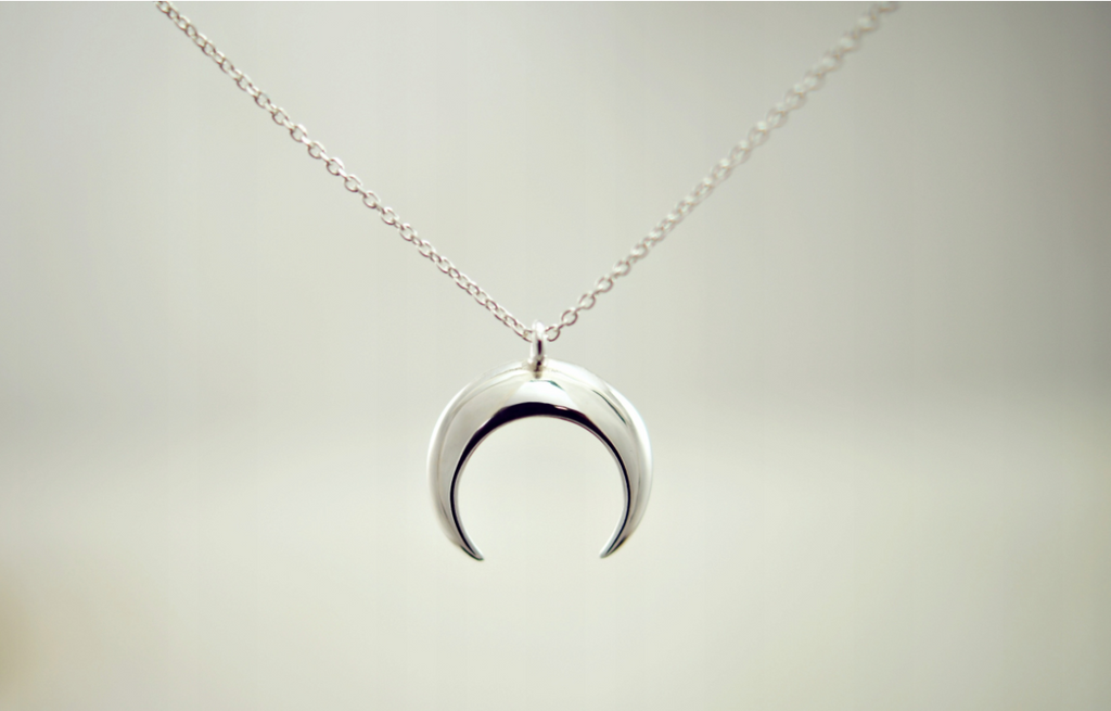 kl. Kollektion "Luna" · 925 Sterling Silber · Sichelmond · Symbolik