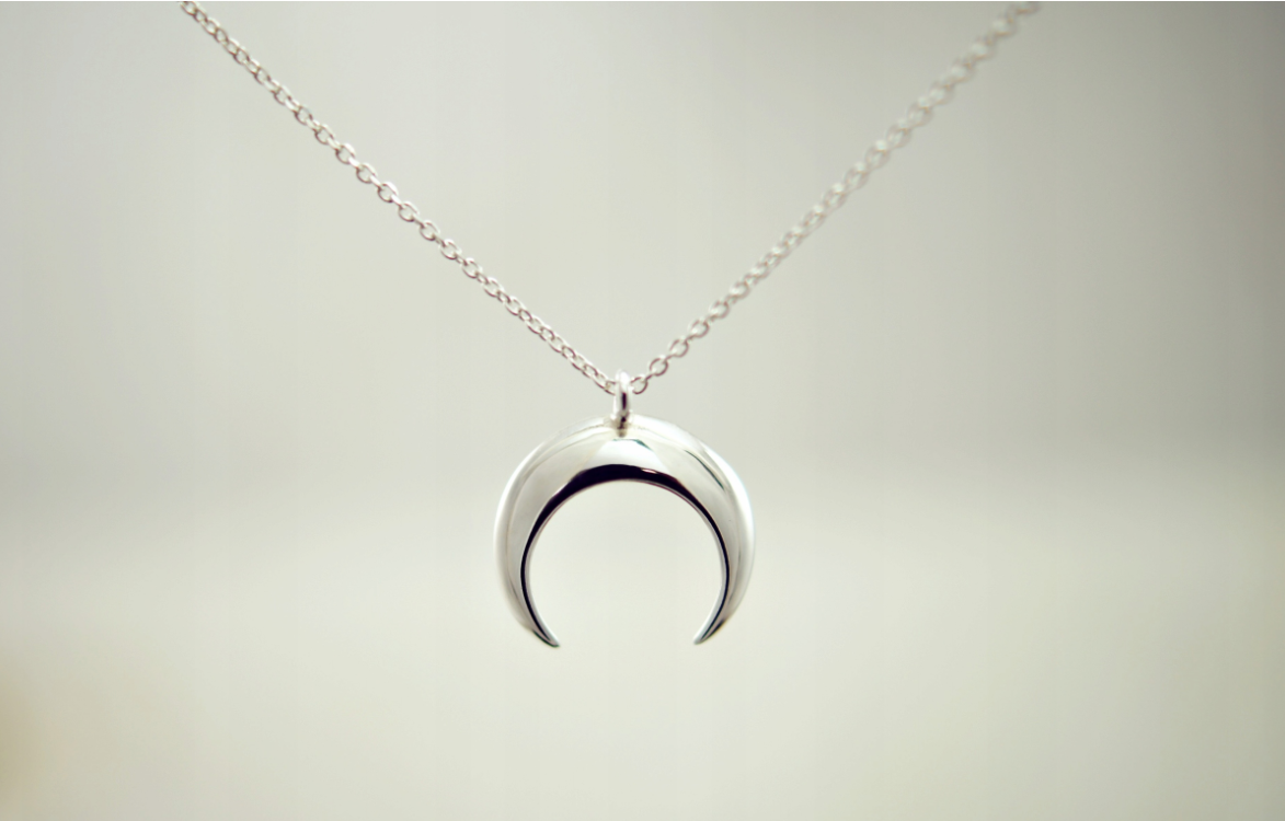 kl. Kollektion "Luna" · 925 Sterling Silber · Sichelmond · Symbolik