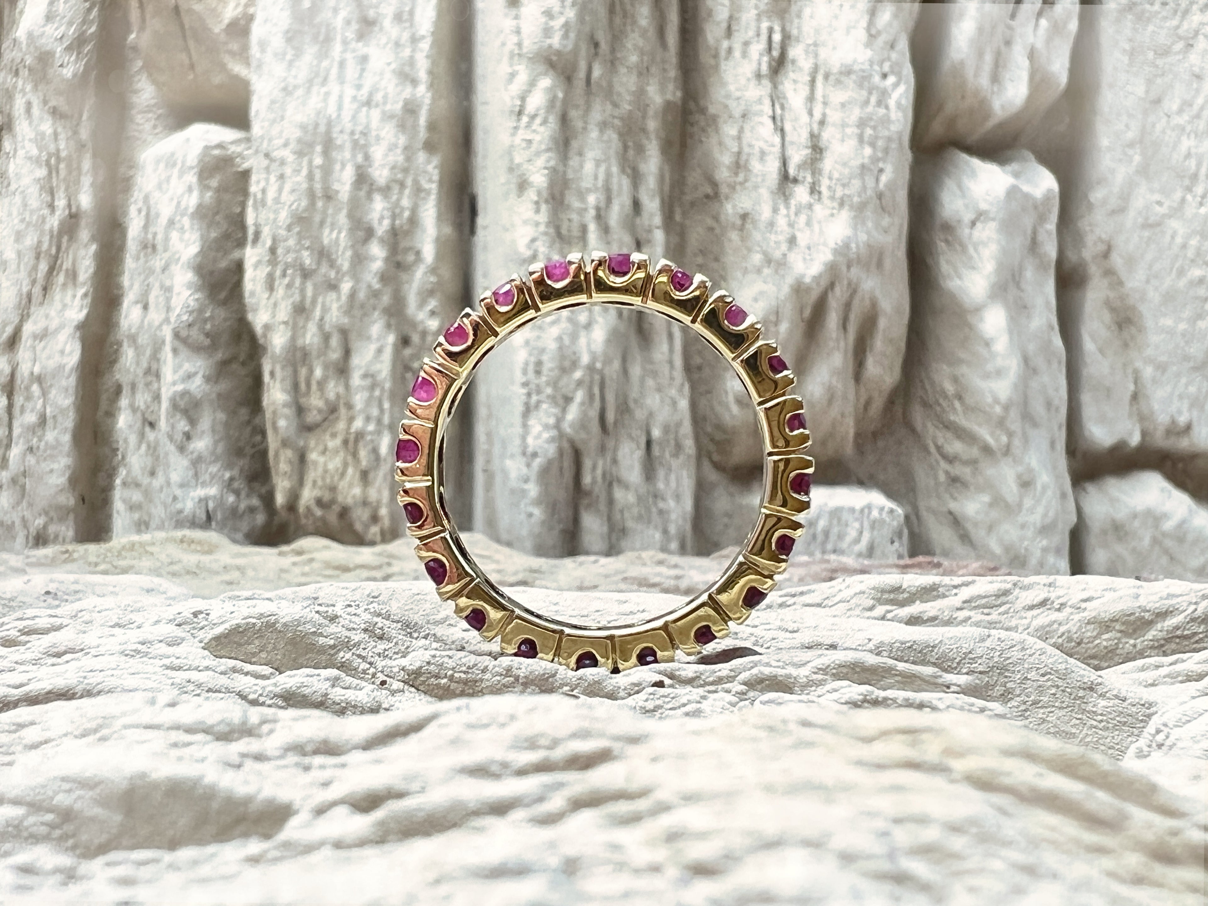Memoire-Ring "Rubin" · 333er Gelbgold · Handgefertigt · Unikat