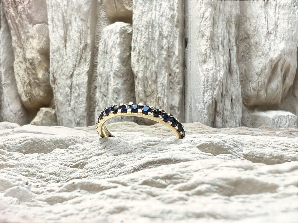 Memoire-Ring aus 585er Gold mit funkelnden Saphiren – Nr. 59 (19)