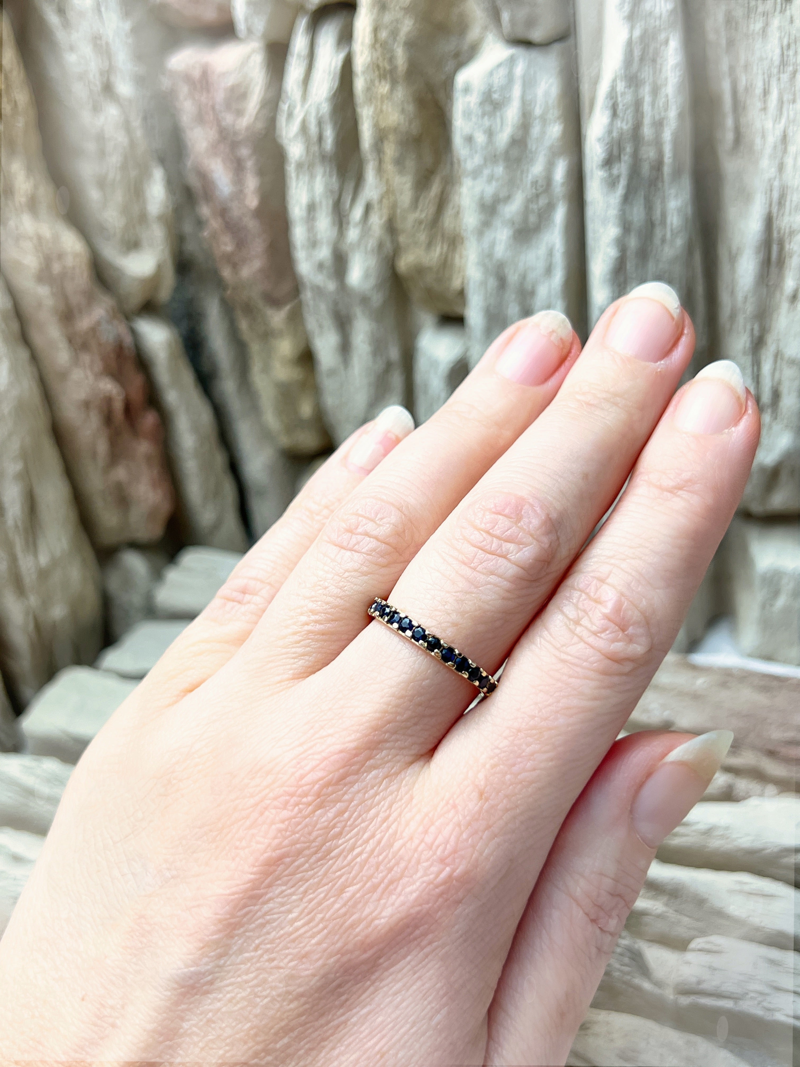 Memoire-Ring aus 585er Gold mit funkelnden Saphiren – Nr. 59 (19)