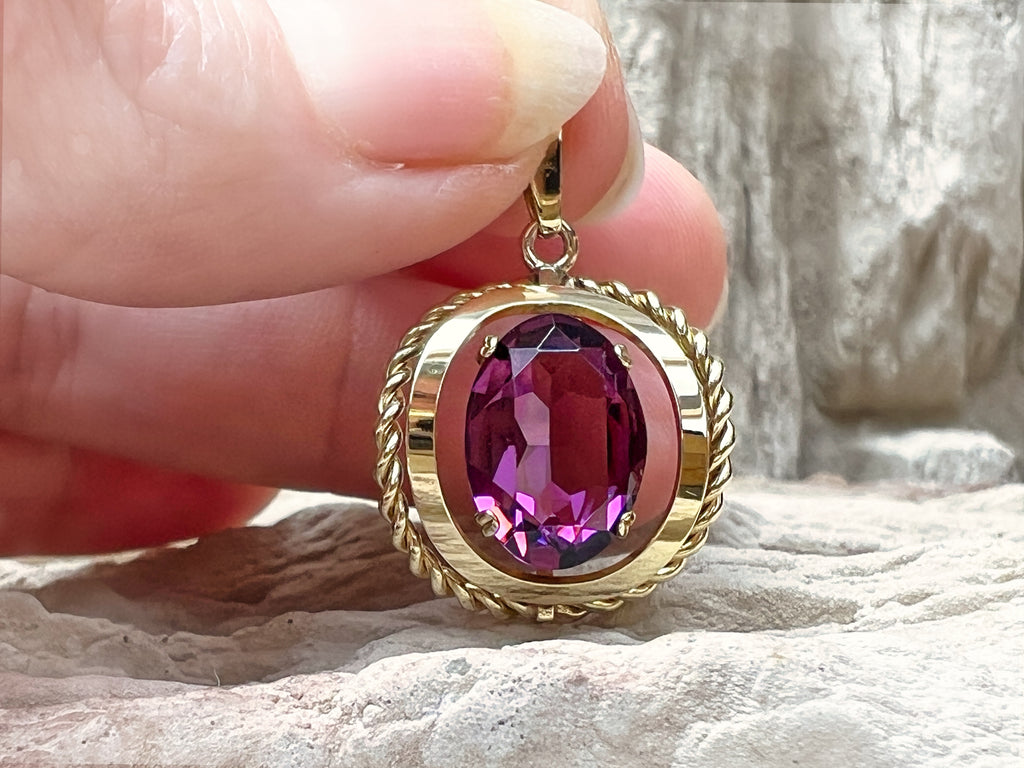 Amethyst-Anhänger "Innere Ruhe" · 333er Gelbgold · Handgefertigt · Unikat