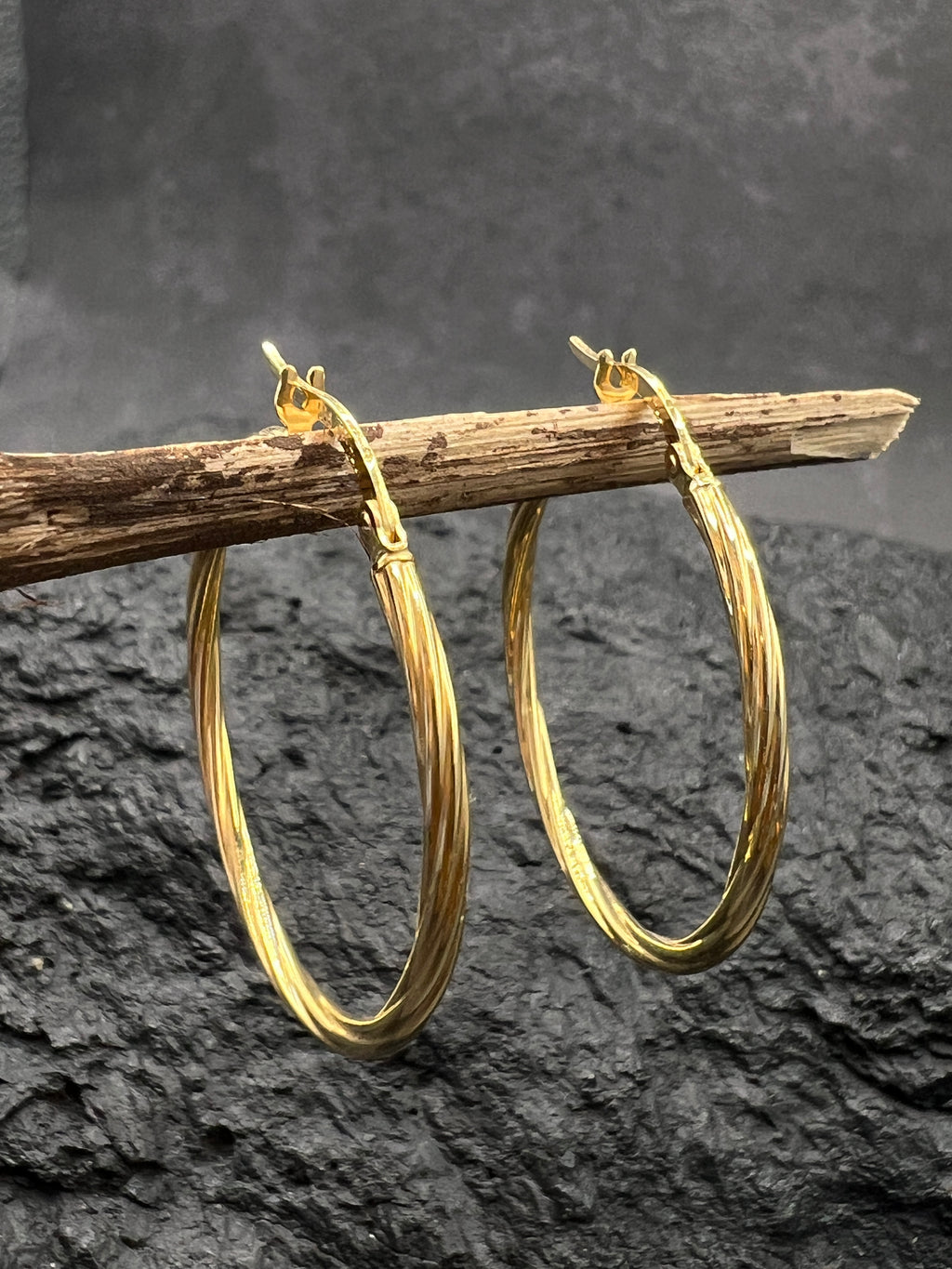 Ohrringe "Creolen gedreht" · 585 Gold · Gelbgold · 30 mm