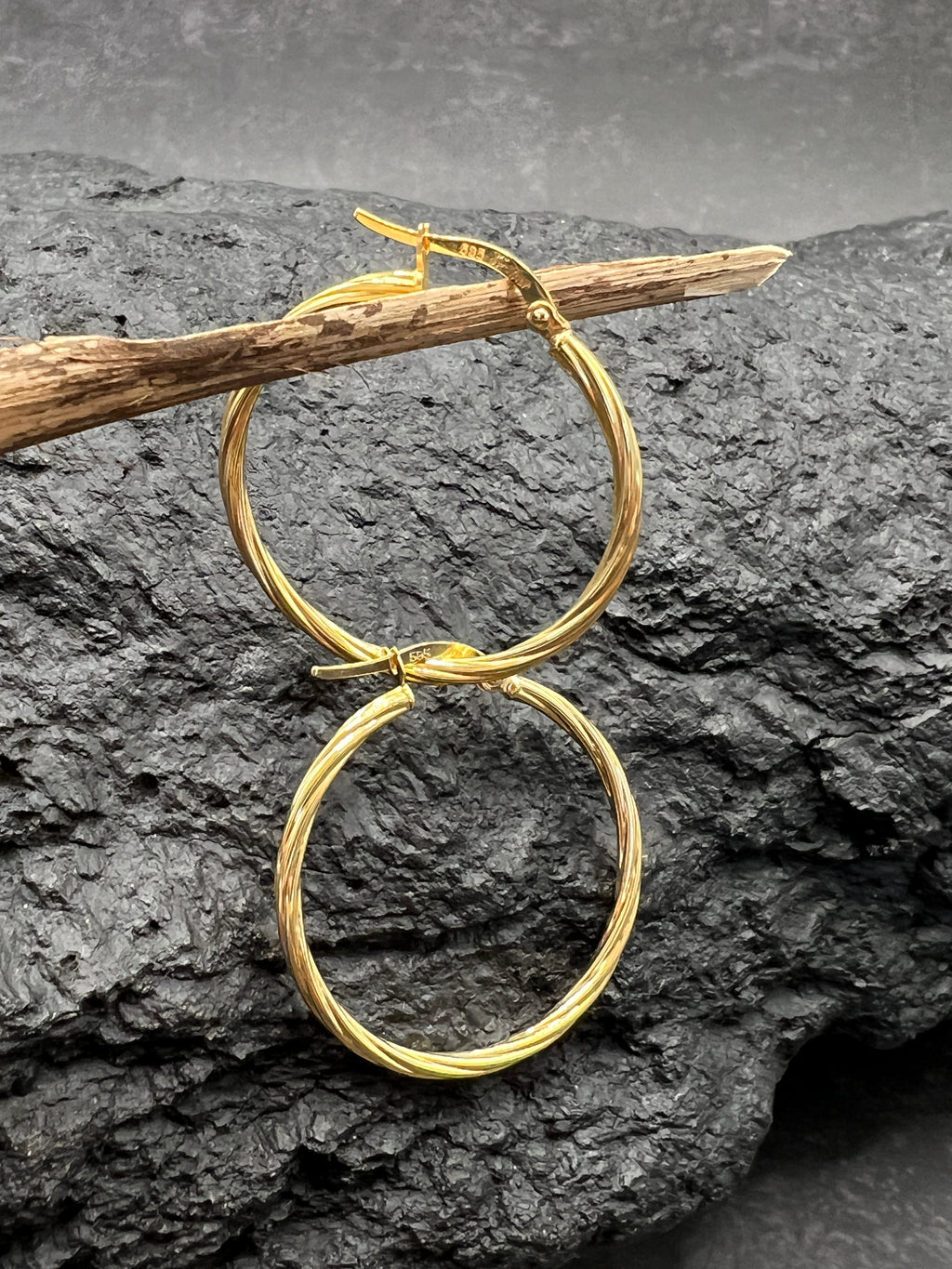 Ohrringe "Creolen gedreht" · 585 Gold · Gelbgold · 30 mm