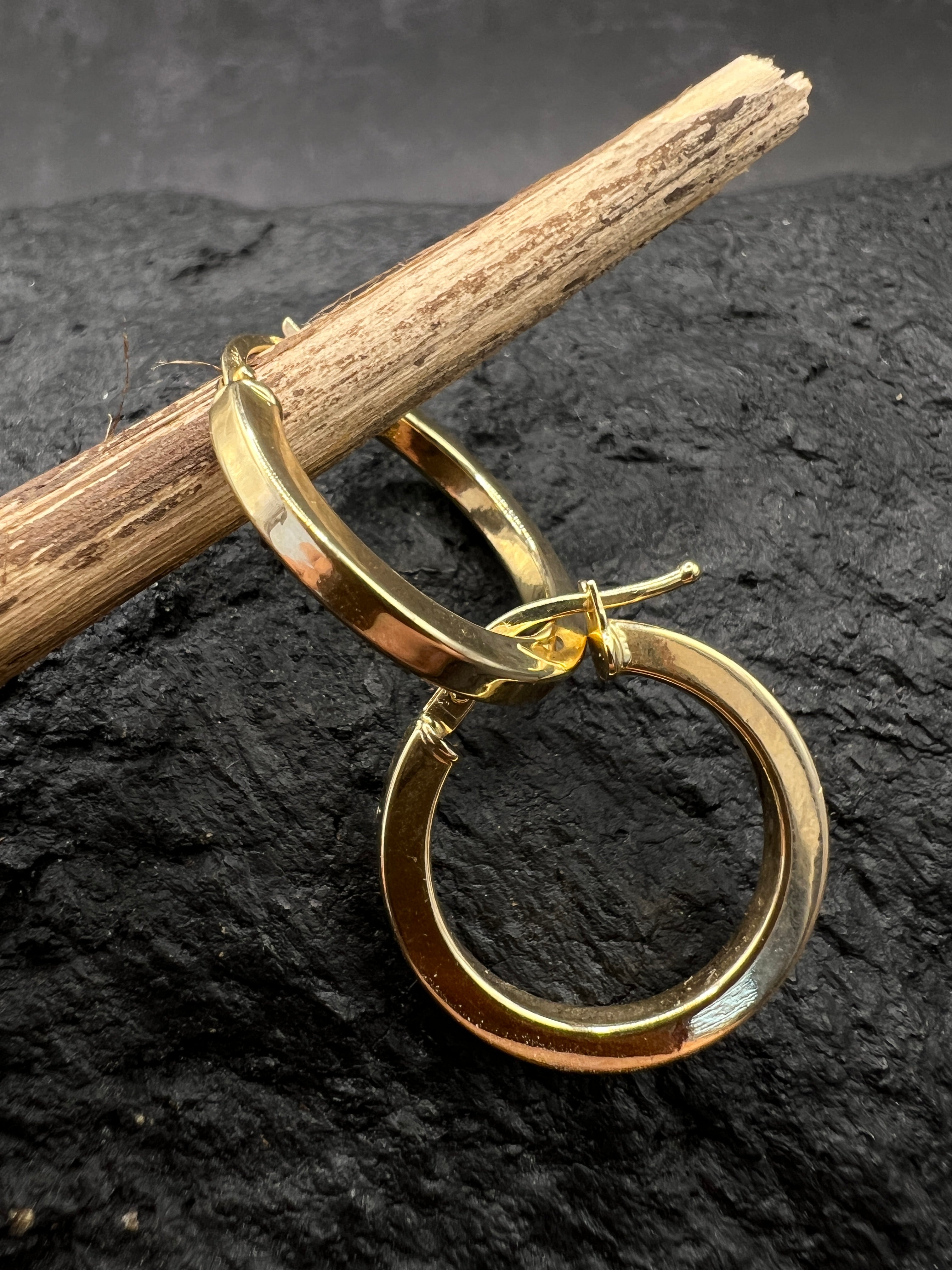 Ohrringe "Creolen eckig" · 585 Gold · Gelbgold · Glanz