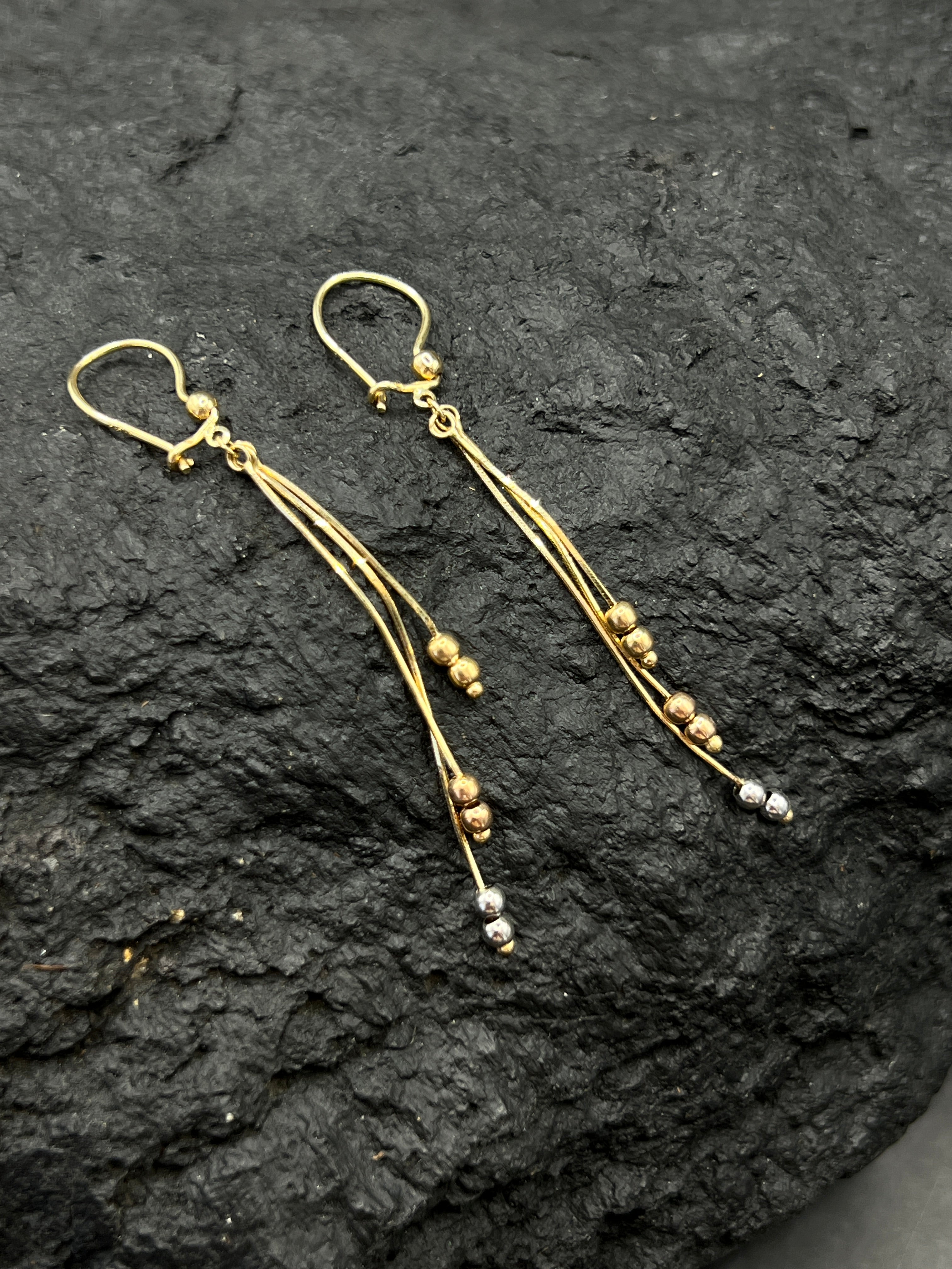 Damen Ohrhänger • 585 Gelbgold • Tricolor • Kugeldesign • Bewegliche Stäbe • Hackenverschluss
