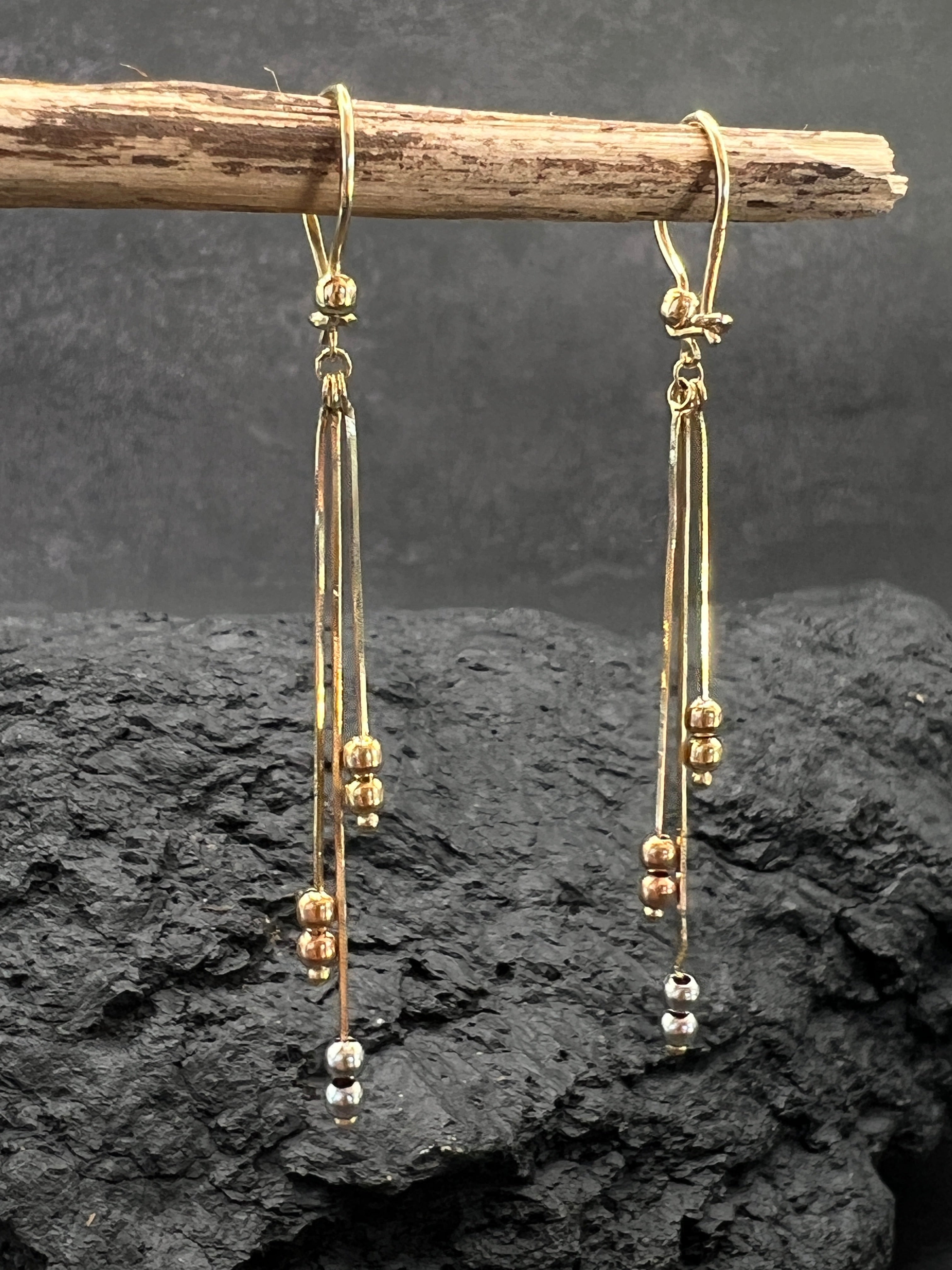 Damen Ohrhänger • 585 Gelbgold • Tricolor • Kugeldesign • Bewegliche Stäbe • Hackenverschluss