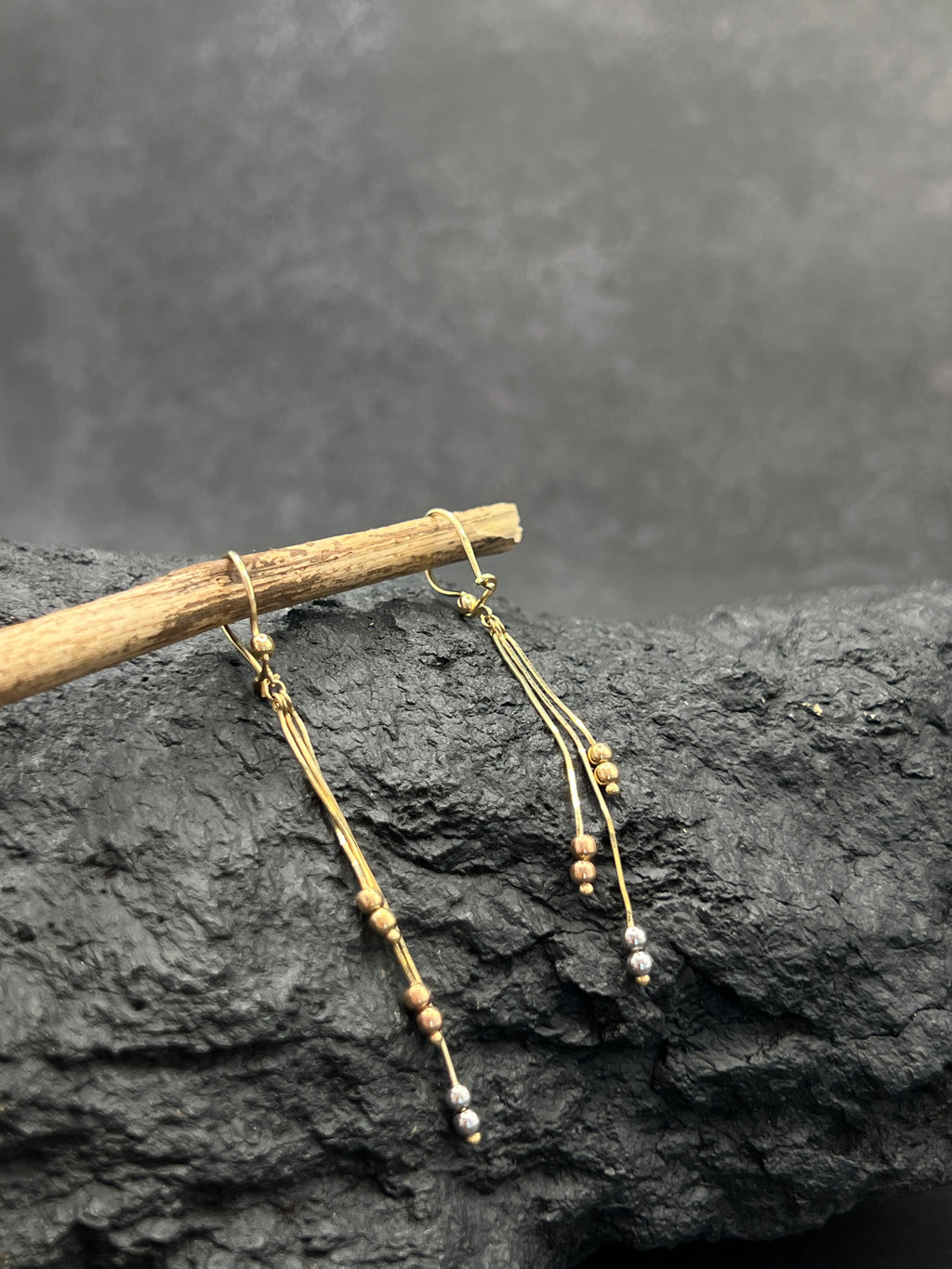Damen Ohrhänger • 585 Gelbgold • Tricolor • Kugeldesign • Bewegliche Stäbe • Hackenverschluss