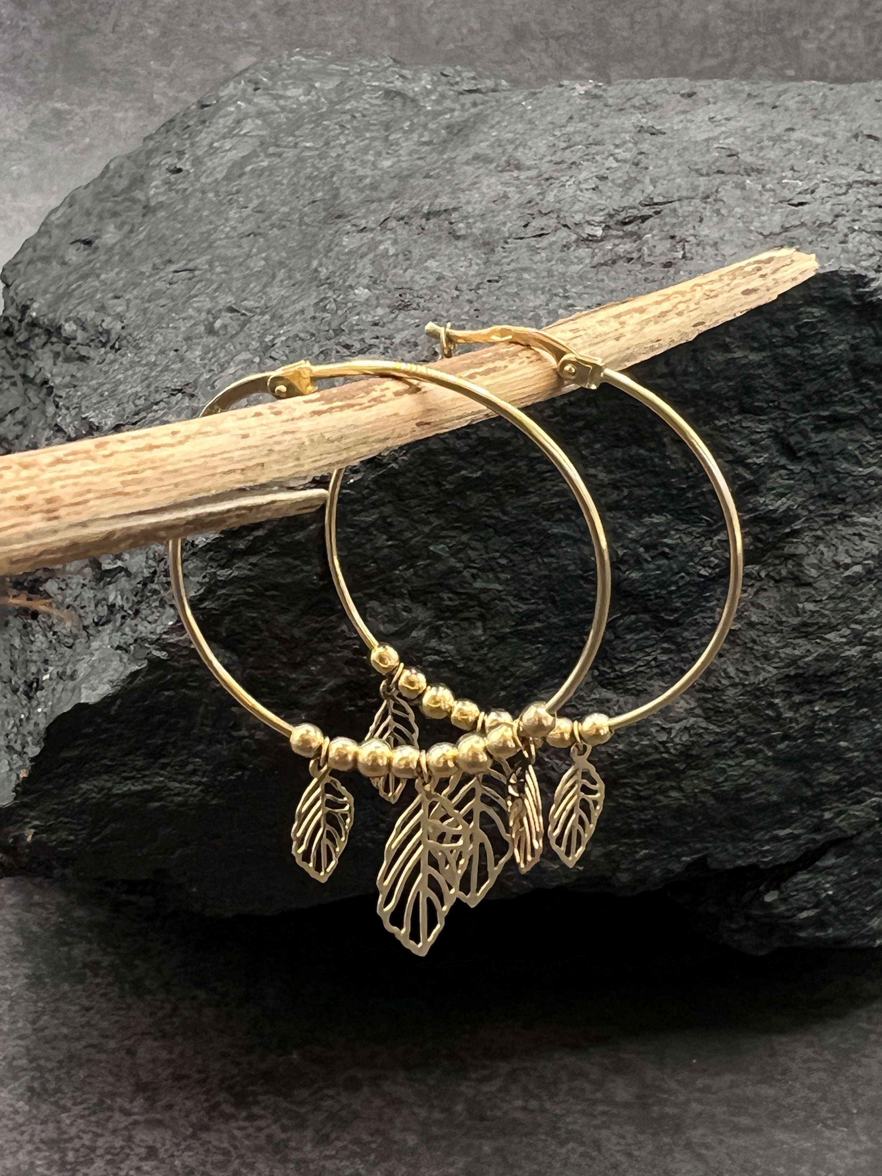 Ohrringe "Creolen verspielt" · 585 Gold · Gelbgold · Blattmuster