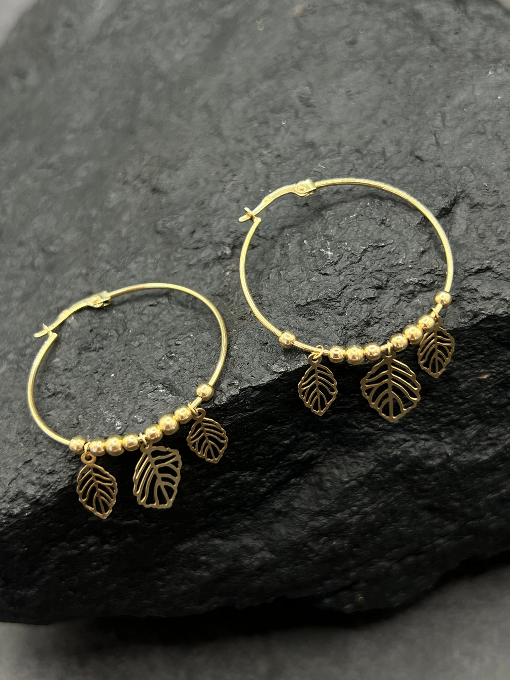 Ohrringe "Creolen verspielt" · 585 Gold · Gelbgold · Blattmuster