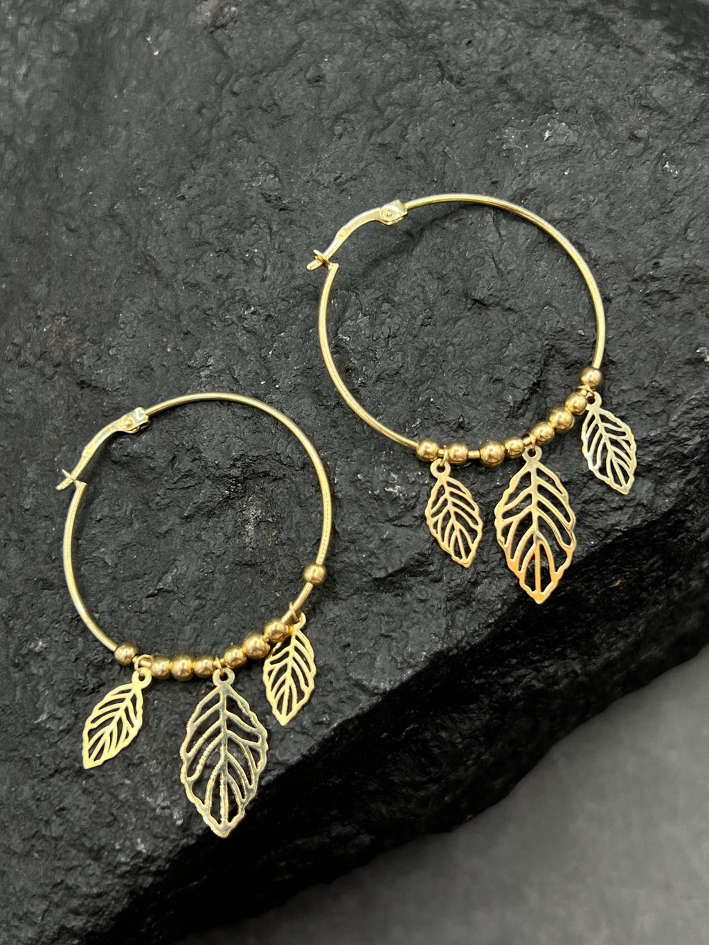 Ohrringe "Creolen verspielt" · 585 Gold · Gelbgold · Blattmuster