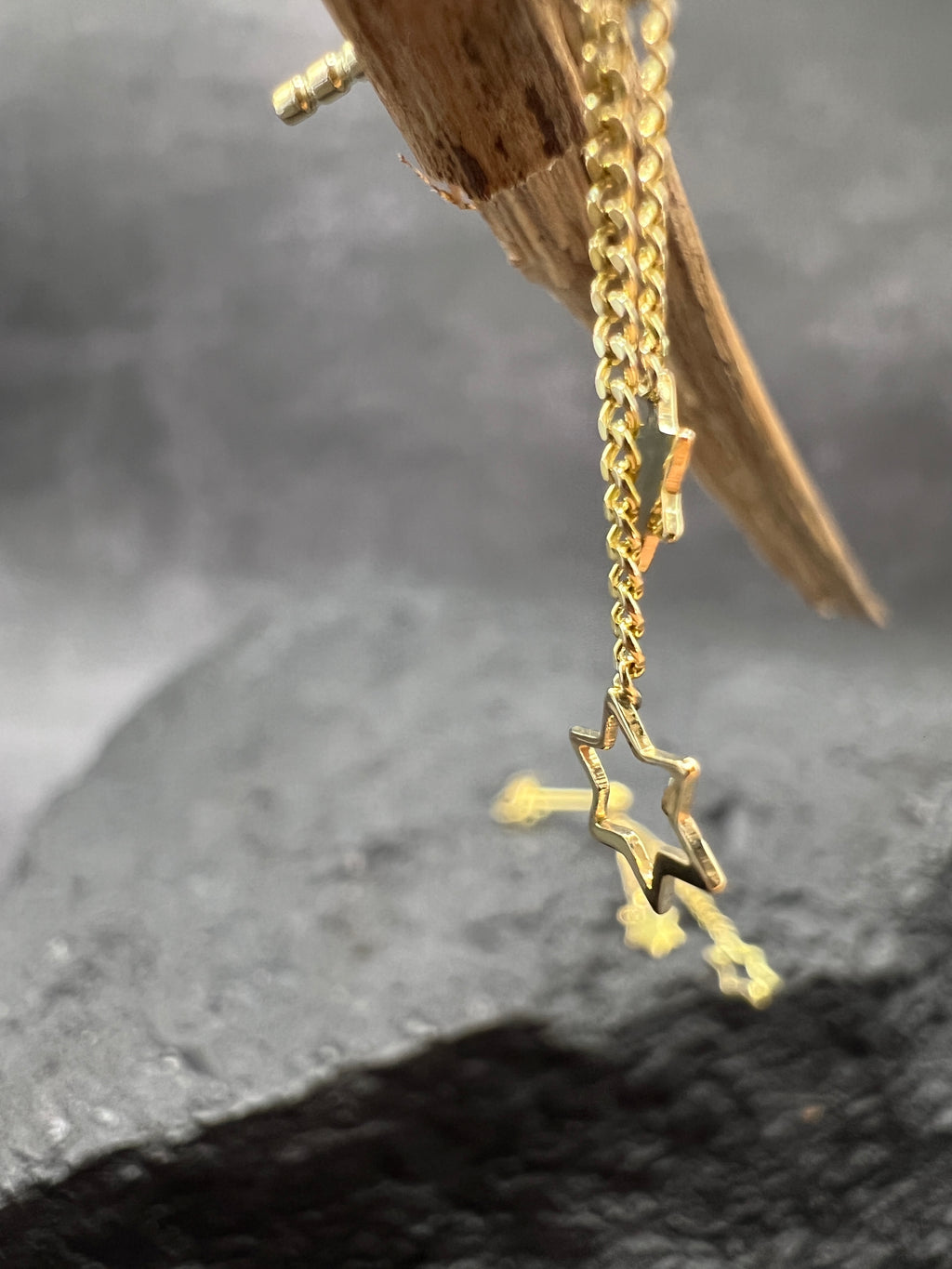 Damen Ohrstecker 333 Gelbgold · Sterne · Ketten · Zarte Ohrhänger