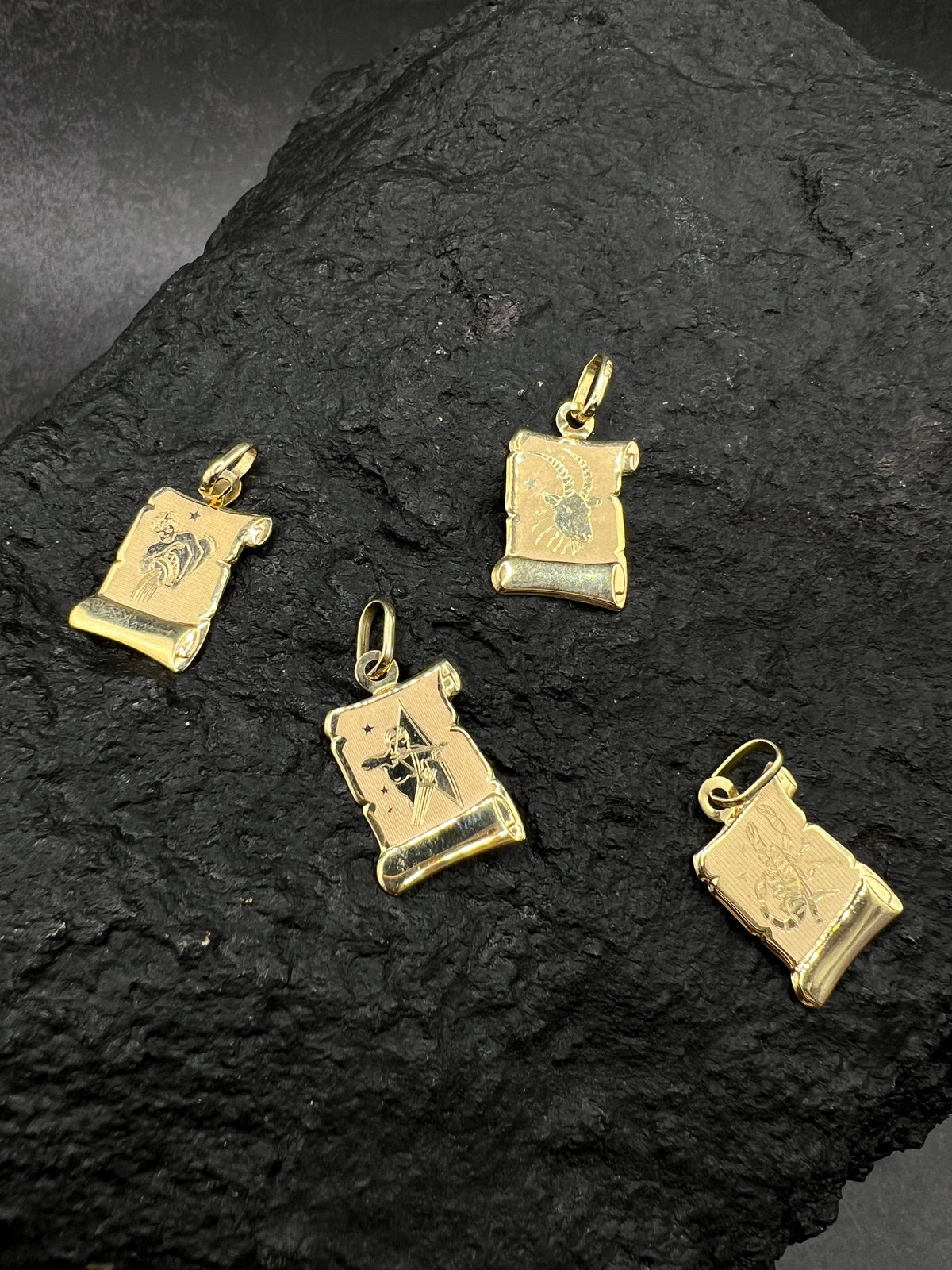 Kollektion Sternzeichen-Anhänger • 585 Gelbgold • Unisex