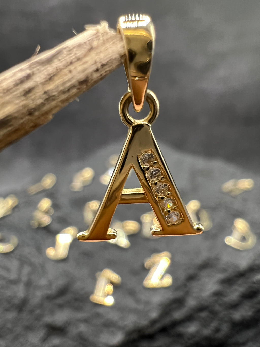 Kollektion "Buchstaben" · 585 Gold · weiße Zirkonia · Glanz
