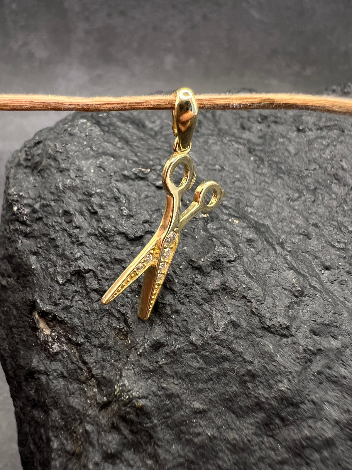 Anhänger Friseurschere mit Zirkonia · 585 Gold · Gelbgold · Unisex
