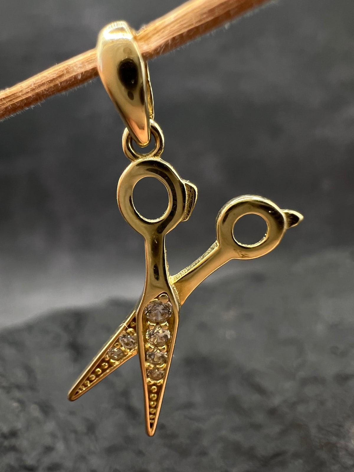 Anhänger Friseurschere mit Zirkonia · 585 Gold · Gelbgold · Unisex
