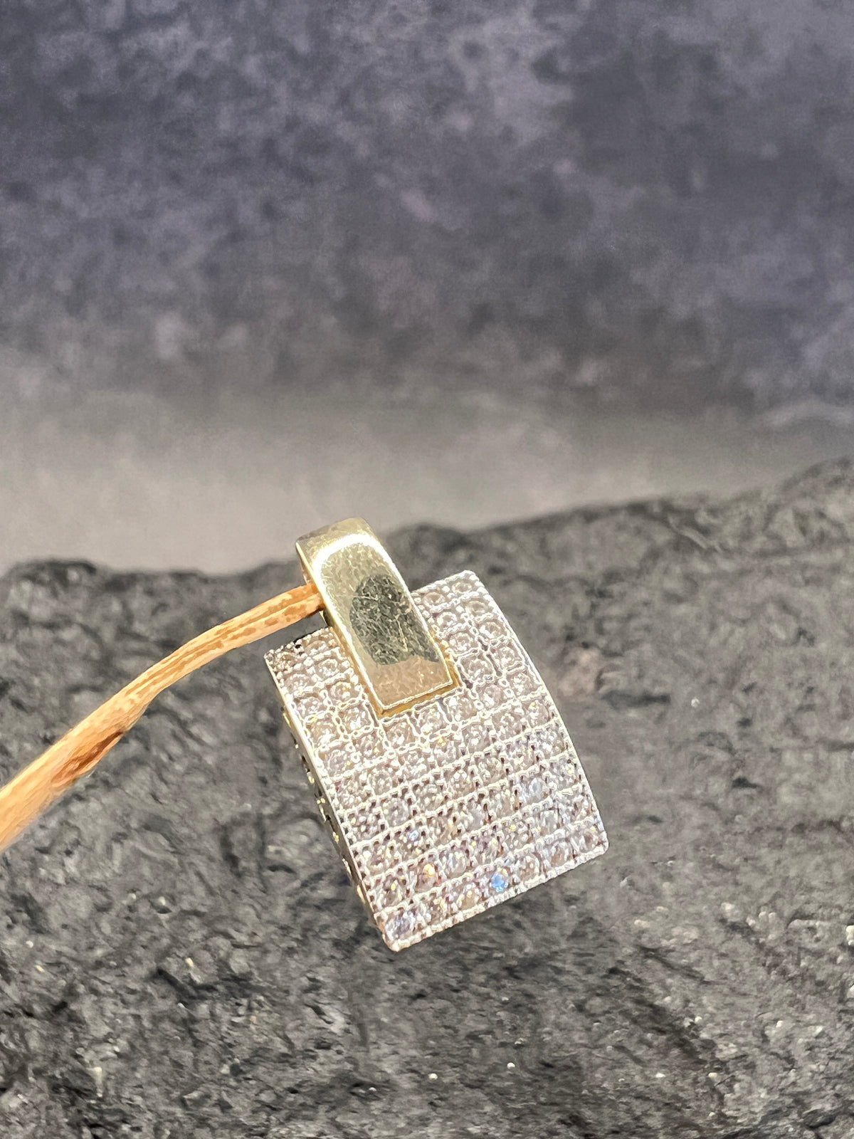 333 Gold Anhänger Bicolor • Gelbgold mit funkelndem Zirkonia • 8 Karat