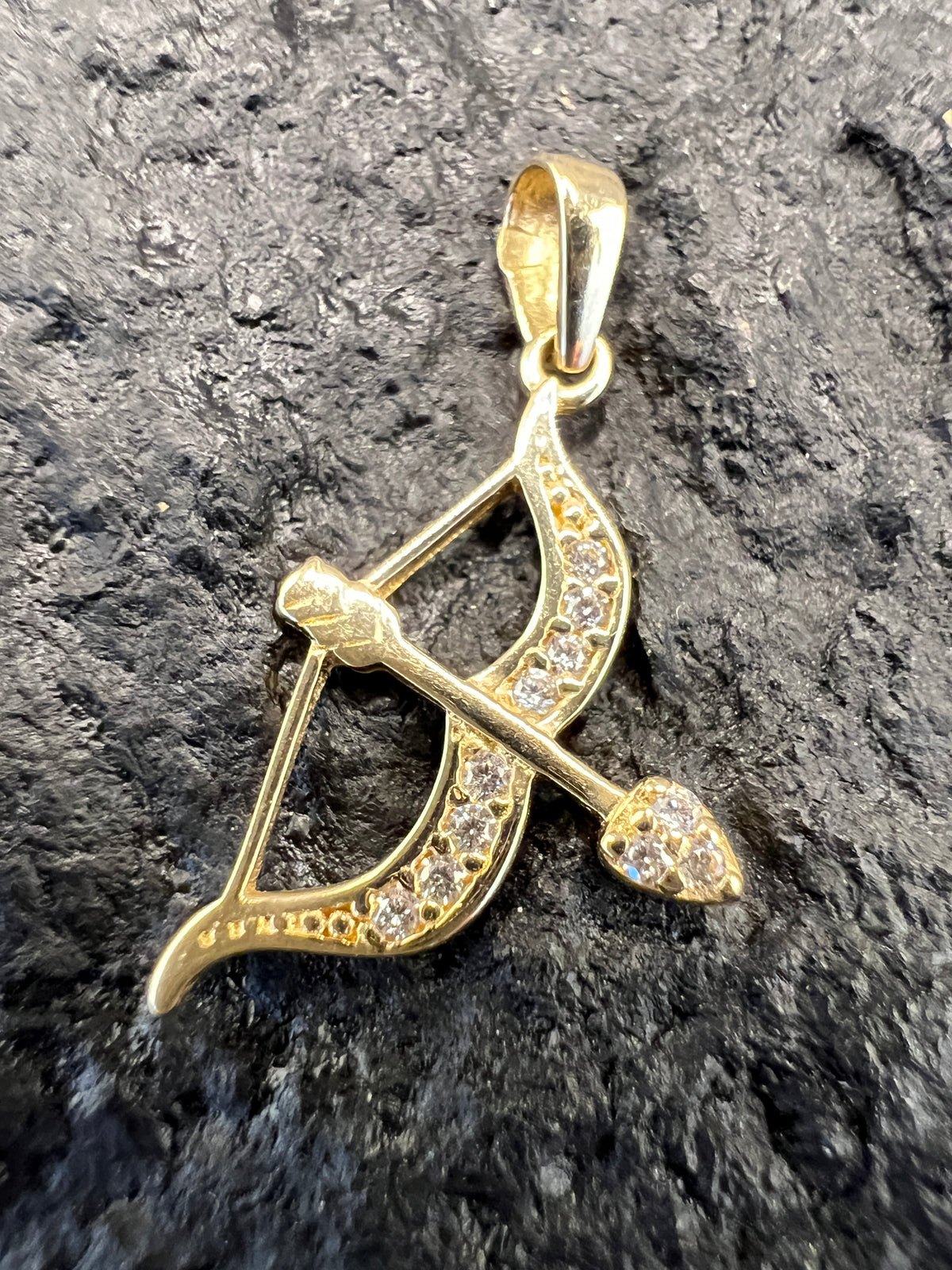 585 Gold Anhänger • Amor • 14 Karat • weiße Zirkonia