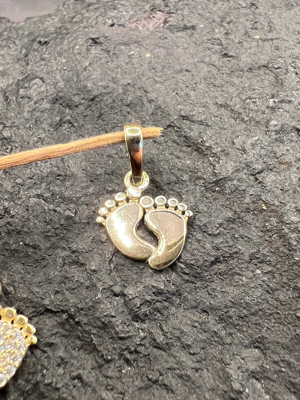 Babyfüßchen Anhänger • 333 & 585 Gold • Füßchen-Paar oder Einzeln