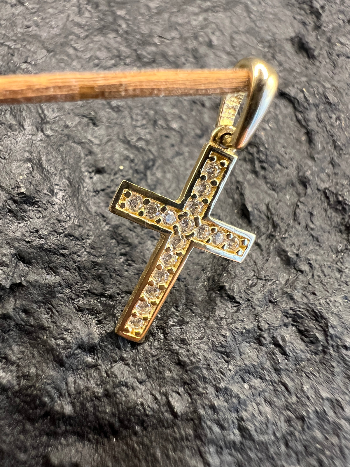585 Gold Kreuz Anhänger • Gelbgold • weiße Zirkonia • unisex