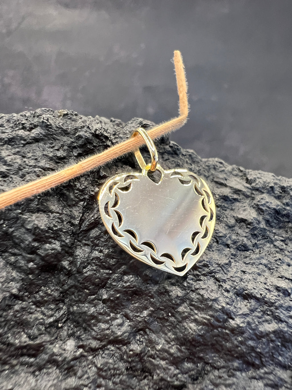 Persönliches Herz · 333 Gold Anhänger · Gelbgold · Gravur